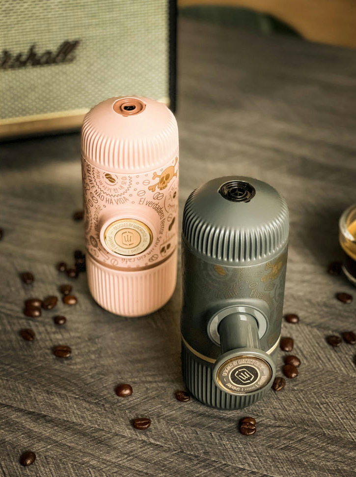 Эспрессо-кофеварка портативная Wacaco Nanopresso с чехлом Розовая (WNANOPINK) фото 5