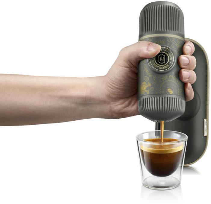 Эспрессо-кофеварка портативная Wacaco Nanopresso с чехлом Темно-серая (WNANODGR) фото 3