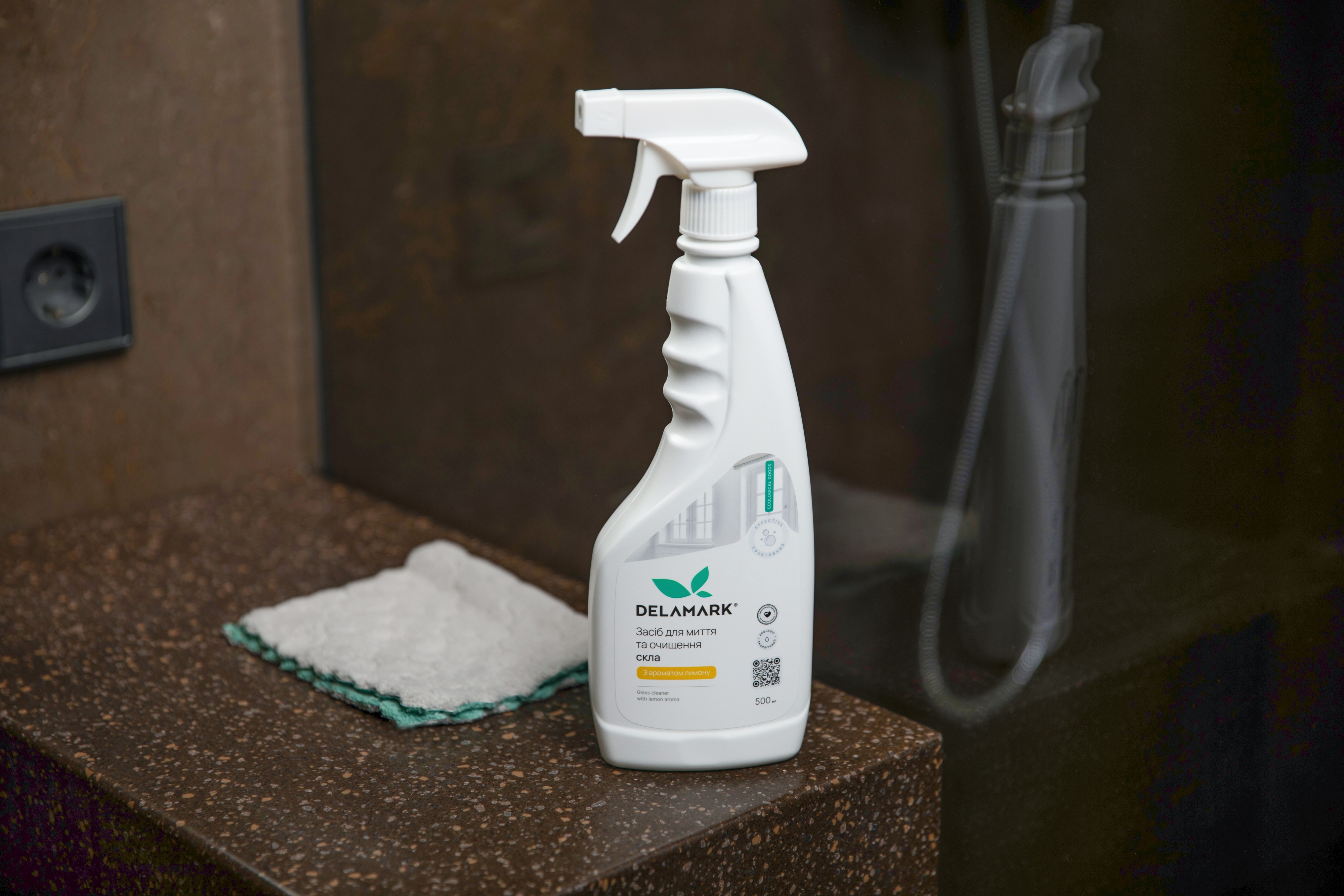 Средство для мытья стекла DeLaMark с ароматом лимона 0.5 л фото 