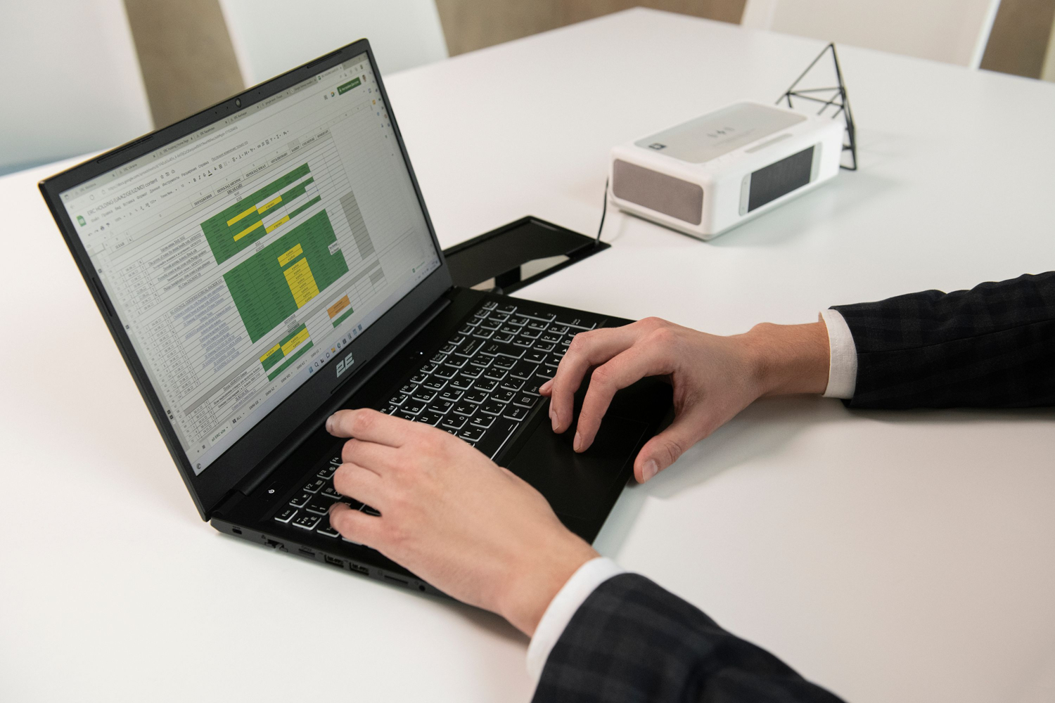 Ноутбук 2E Imaginary (NL57AU-15UA22-W11EDU6)фото