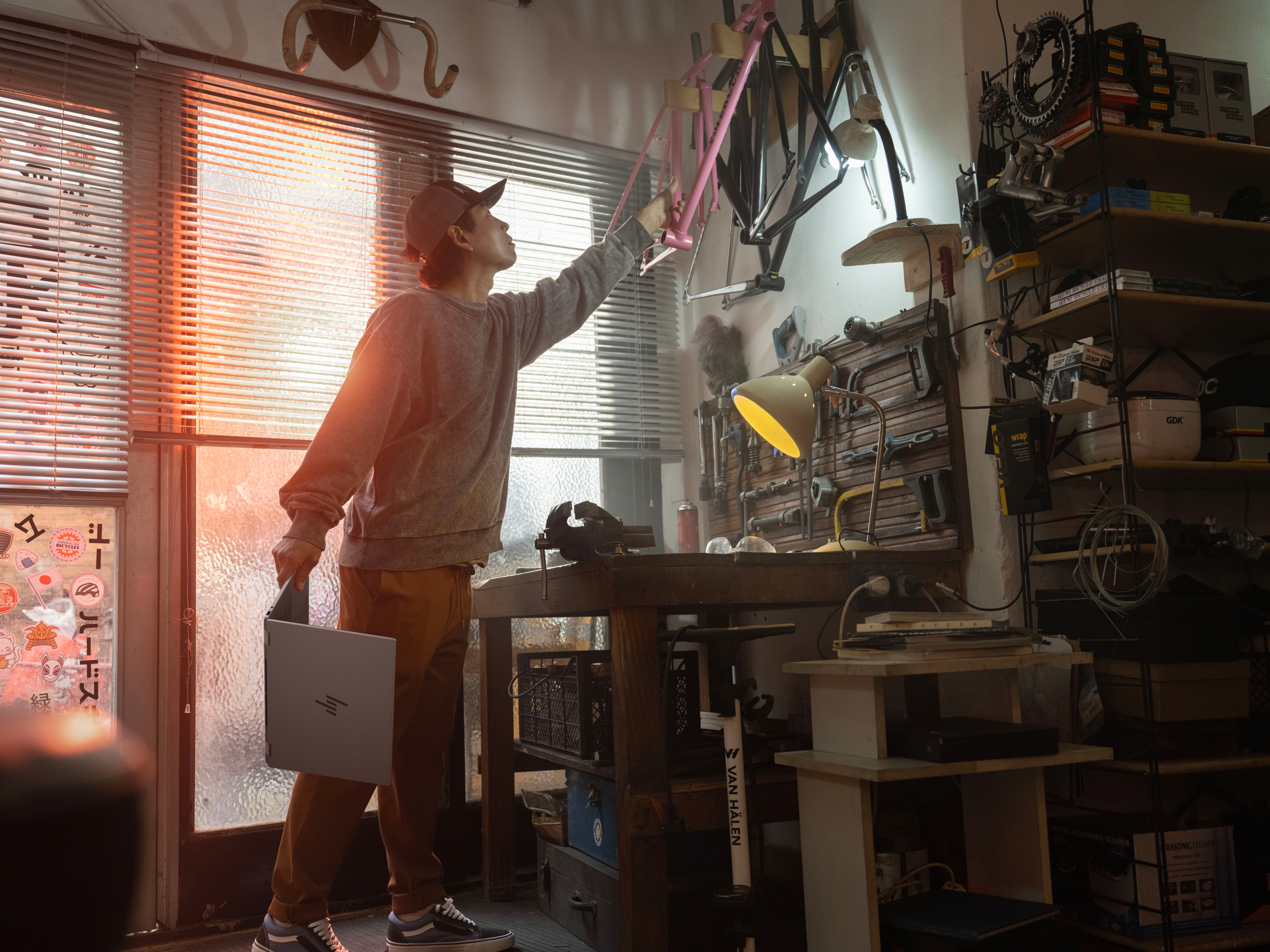 Ноутбук HP OmniBook X Flip x360 16-ar0001ua (C3VD2EA)фото9