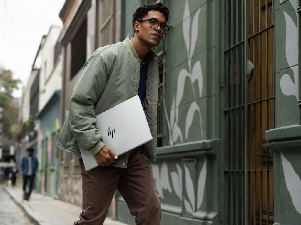 Ноутбук HP OmniBook 7 AI 17-dc0003ua (C3VD7EA)фото7