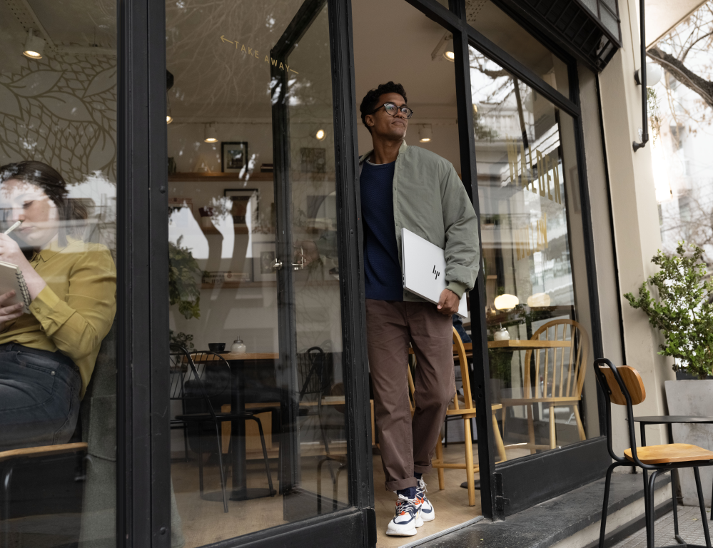 Ноутбук HP OmniBook 7 AI 17-dc0003ua (C3VD7EA)фото9