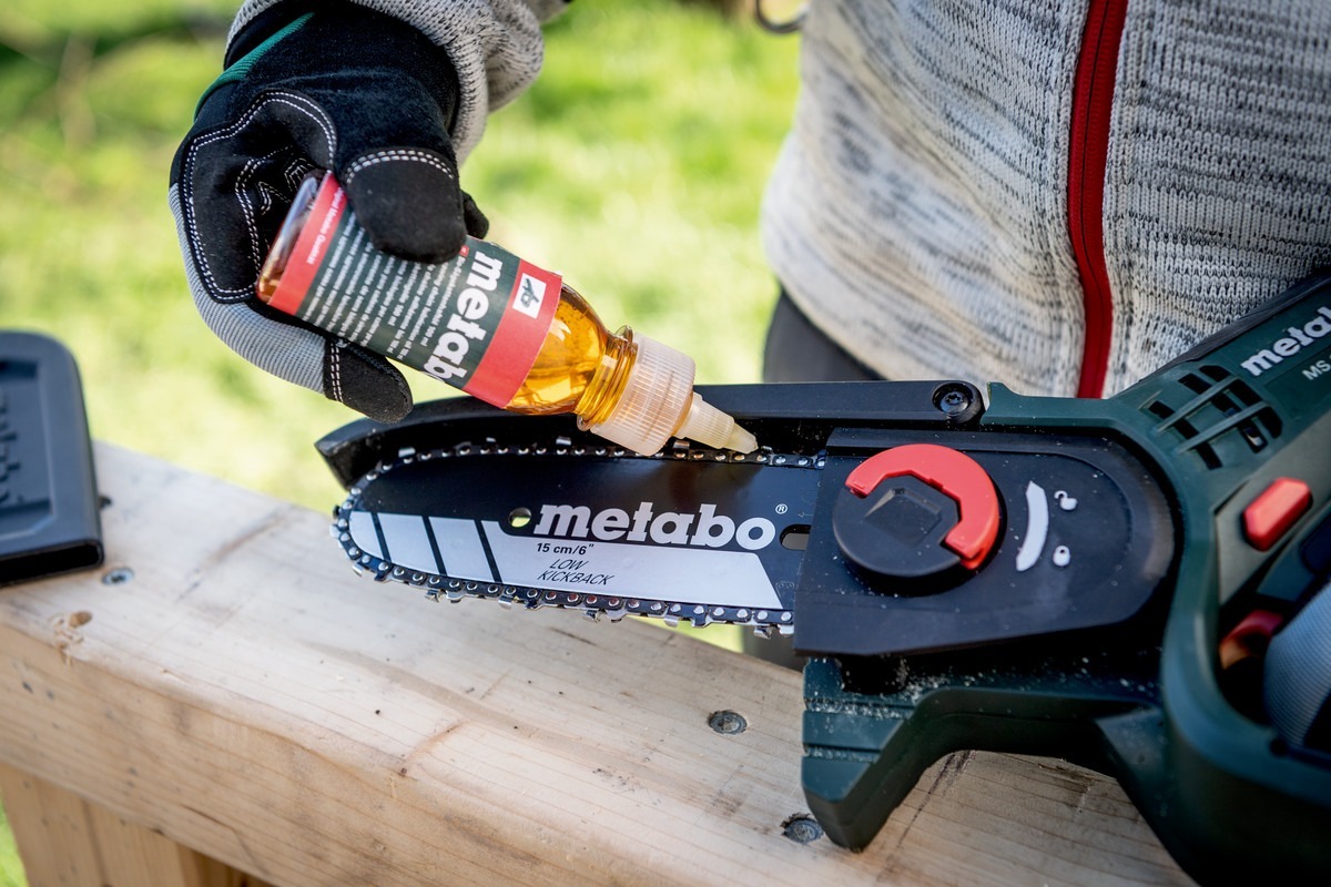 Пила цепная аккумуляторная Metabo MS 18 LTX 15 18В 1х2А·ч шина 15см (600856500) фото 3