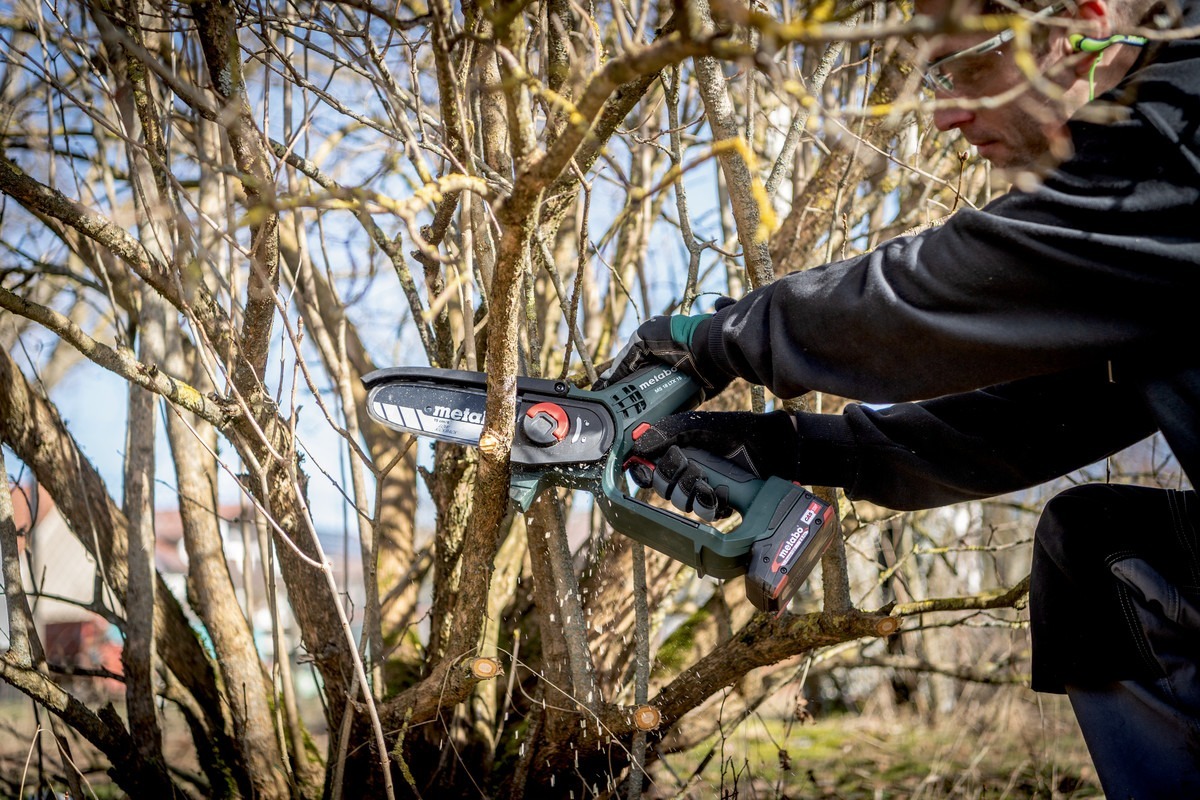 Пила цепная аккумуляторная Metabo MS 18 LTX 15 18В 1х2А·ч шина 15см (600856500) фото 9