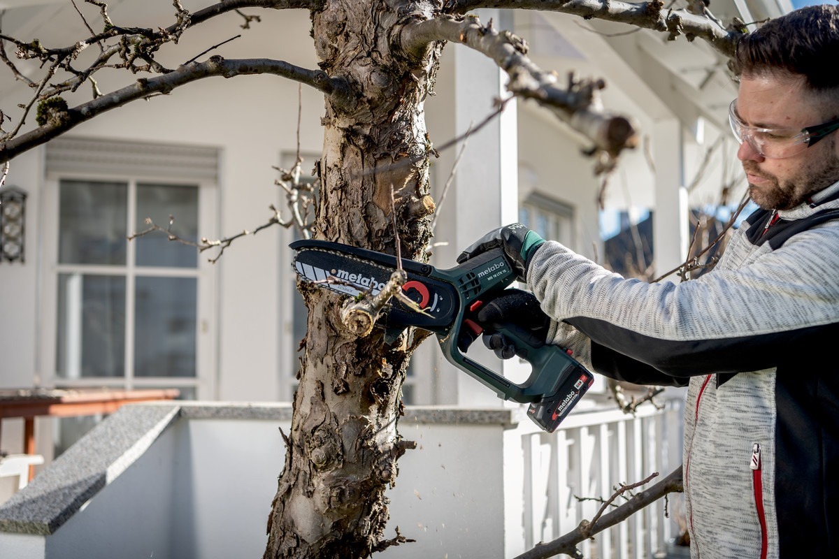 Пила цепная аккумуляторная Metabo MS 18 LTX 15 18В 1х2А·ч шина 15см (600856500) фото 11