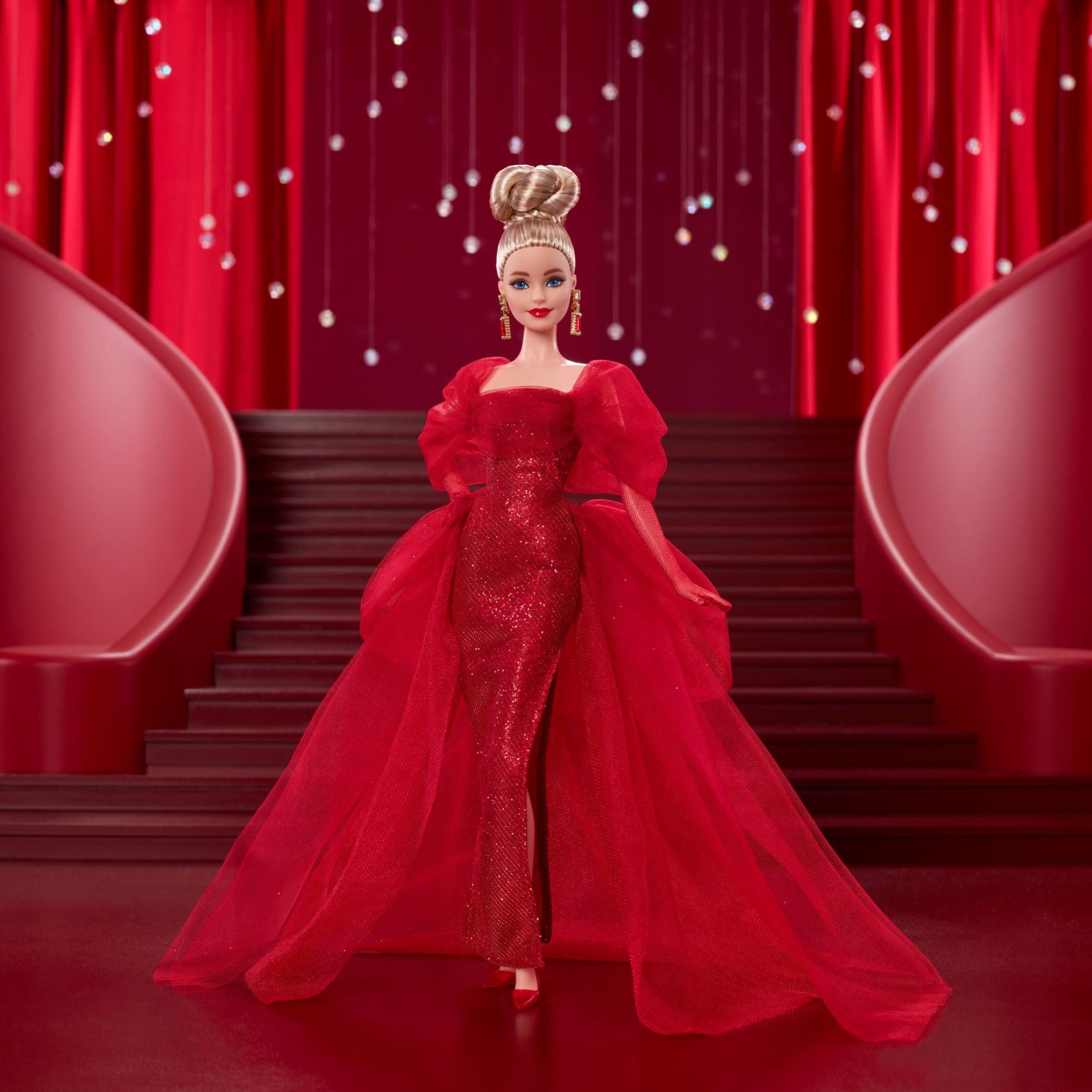 Коллекционная кукла Barbie "Ruby Red" к 80-летию Mattel – блондинка (JBJ17) фото4