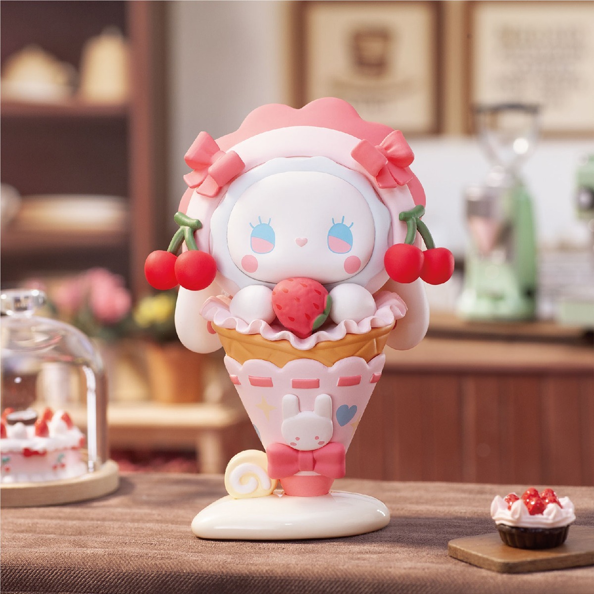 Коллекционная фигурка-сюрприз Pop Top Lucky Emma серии "Загадочный лес" - Кофейня (MJ-000061) фото 3