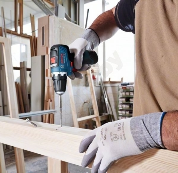 Шуруповерт-дрель Bosch GSR 12V-30 (0.601.9G9.001S) повреждена упаковка фото 
