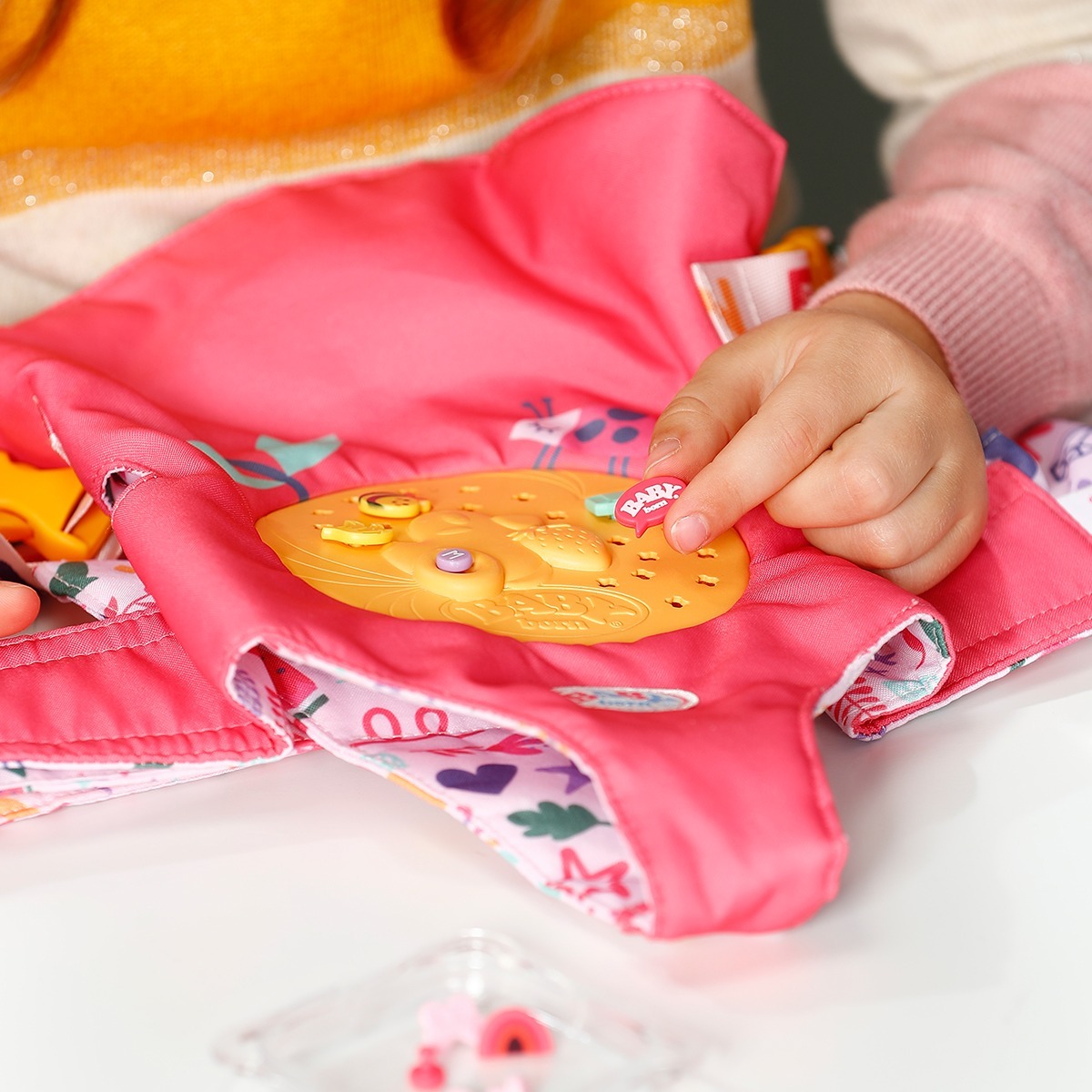 Рюкзак-кенгуру для ляльки Baby Born серії "Pinplay" – Яскрава Прогулянка (837603)фото6