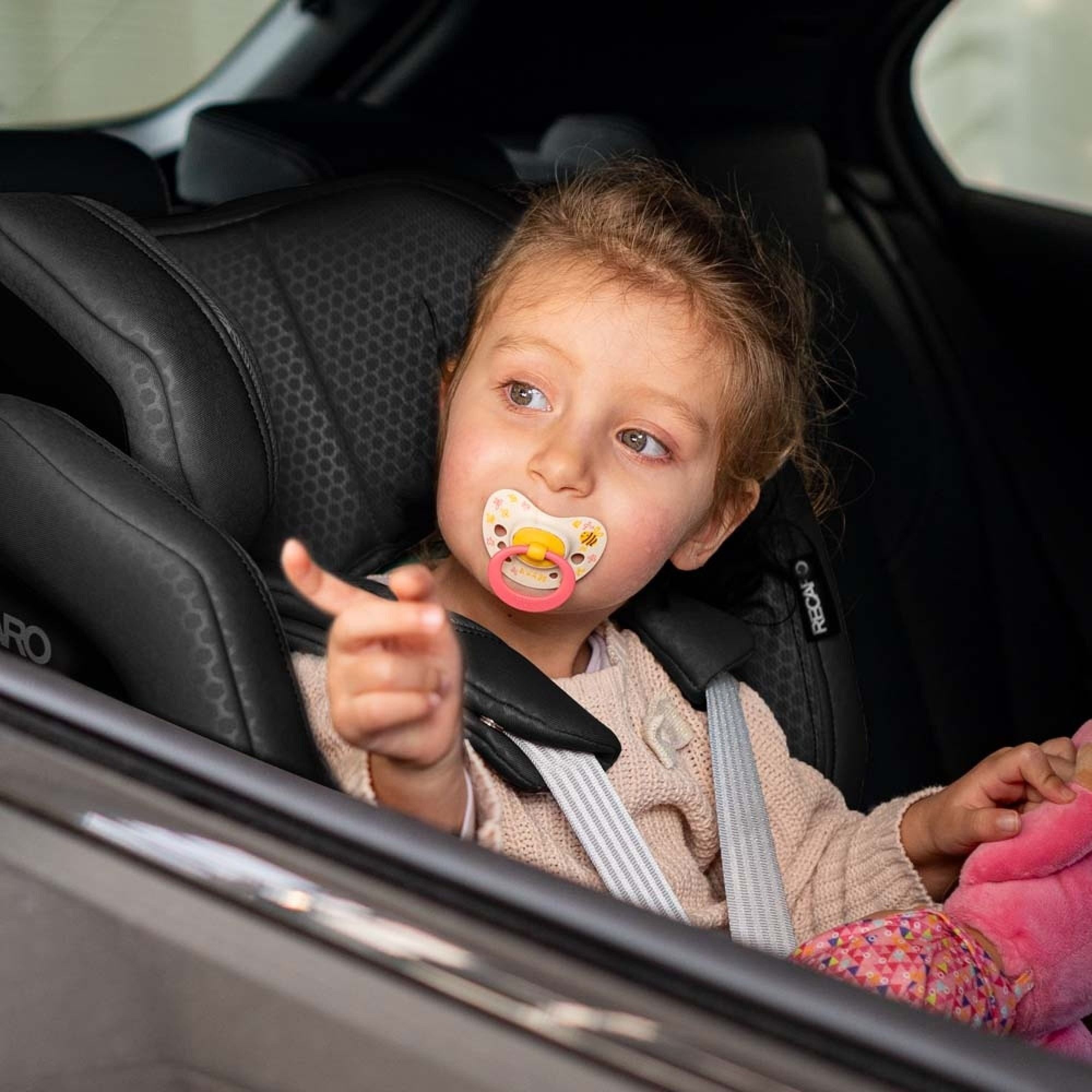 Автокресло Recaro Xenon 1 Kid Fresh Black (B1103051) фото 7