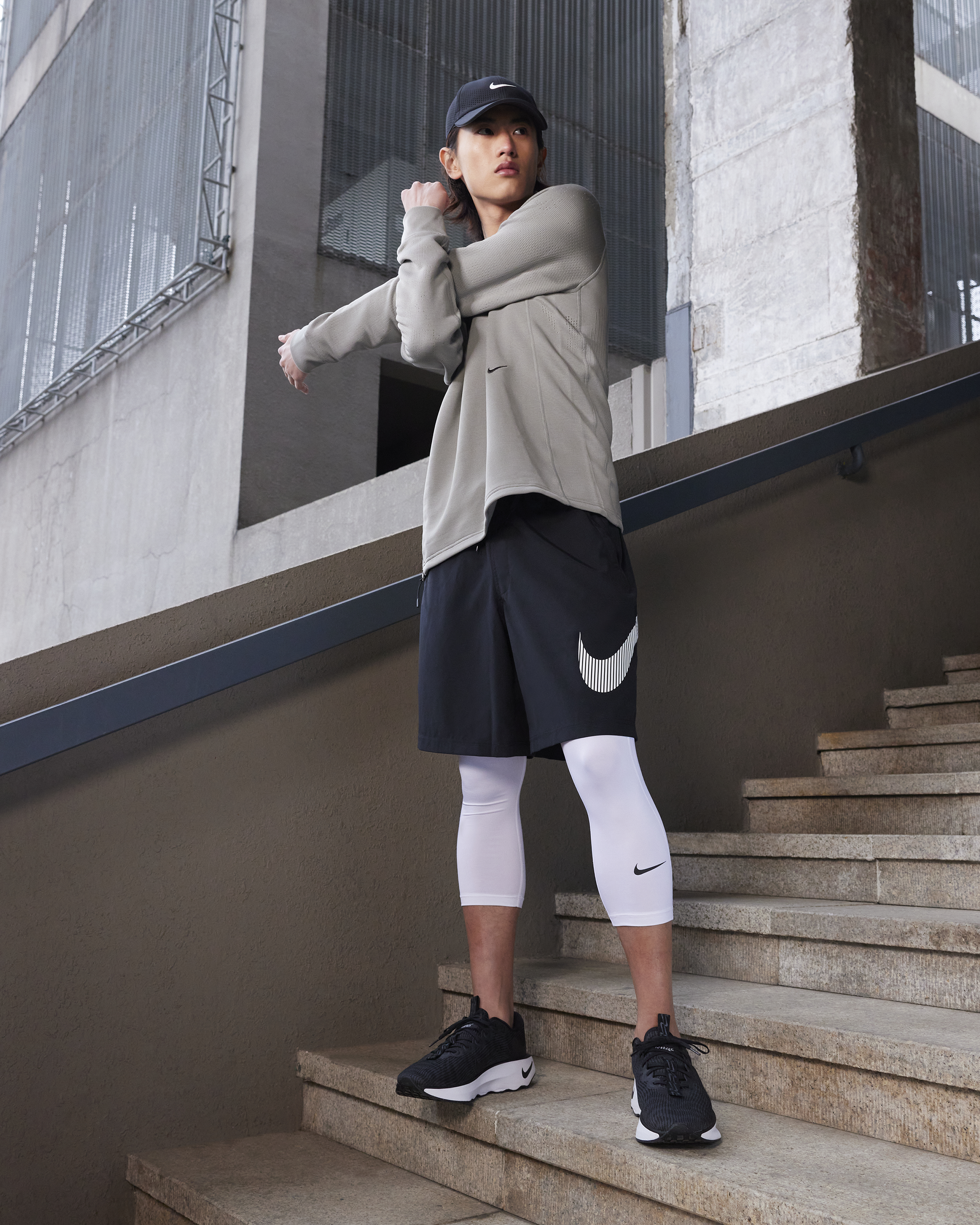 Кросівки чоловічі Nike Motiva DV1237-001 42 (8.5 US) чорніфото10