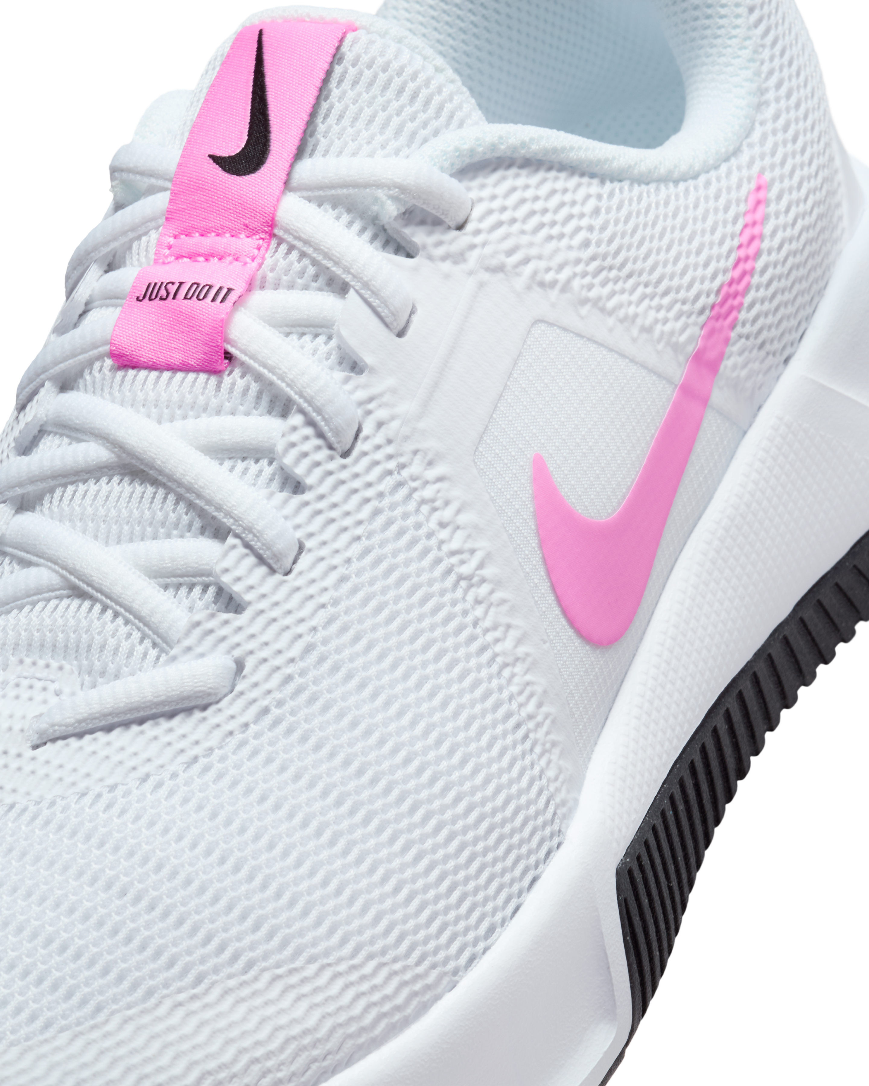 Кроссовки женские Nike W Mc Trainer 3 FQ1830-104 35,5 (5 US) белые фото 8