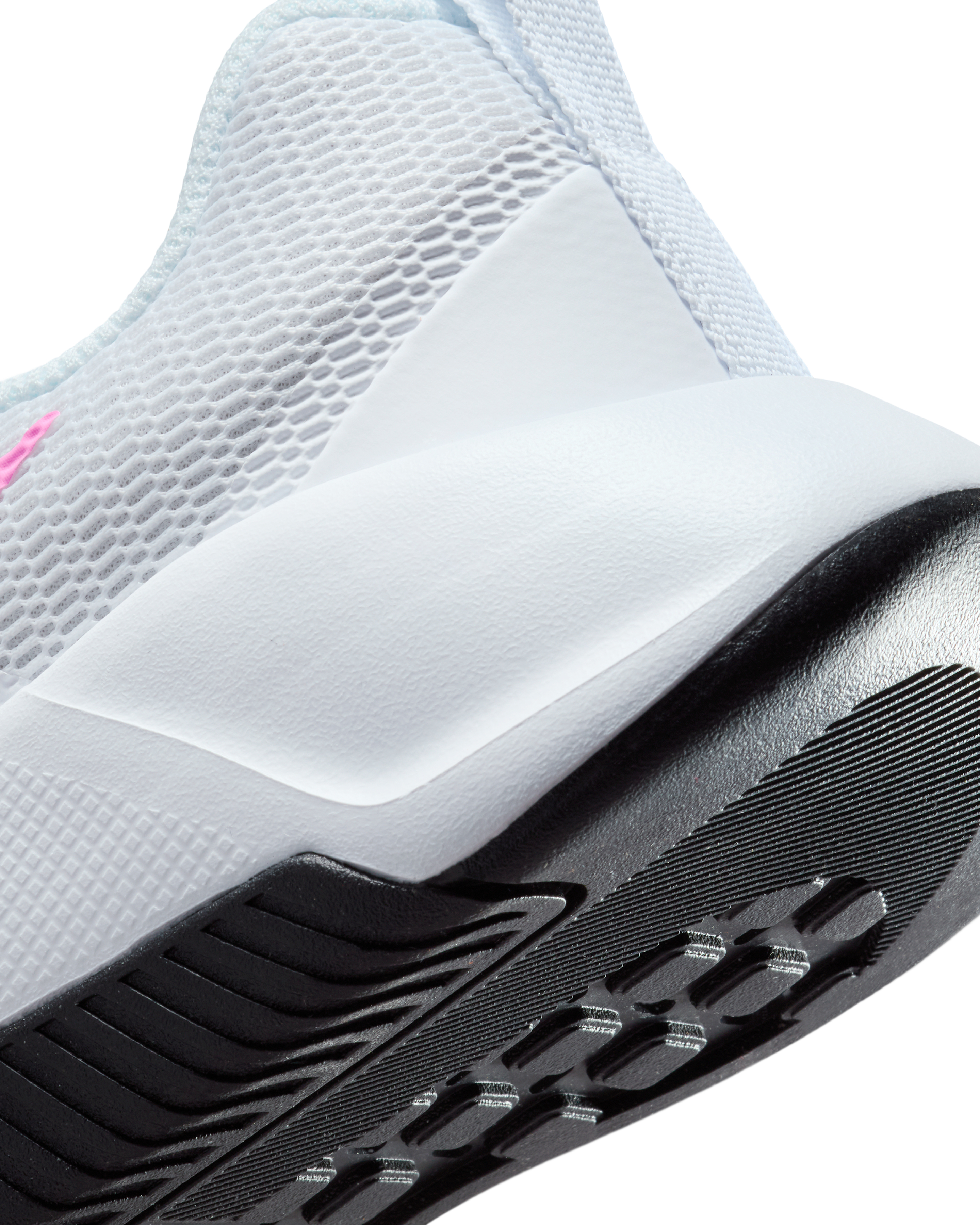 Кроссовки женские Nike W Mc Trainer 3 FQ1830-104 35,5 (5 US) белые фото 9