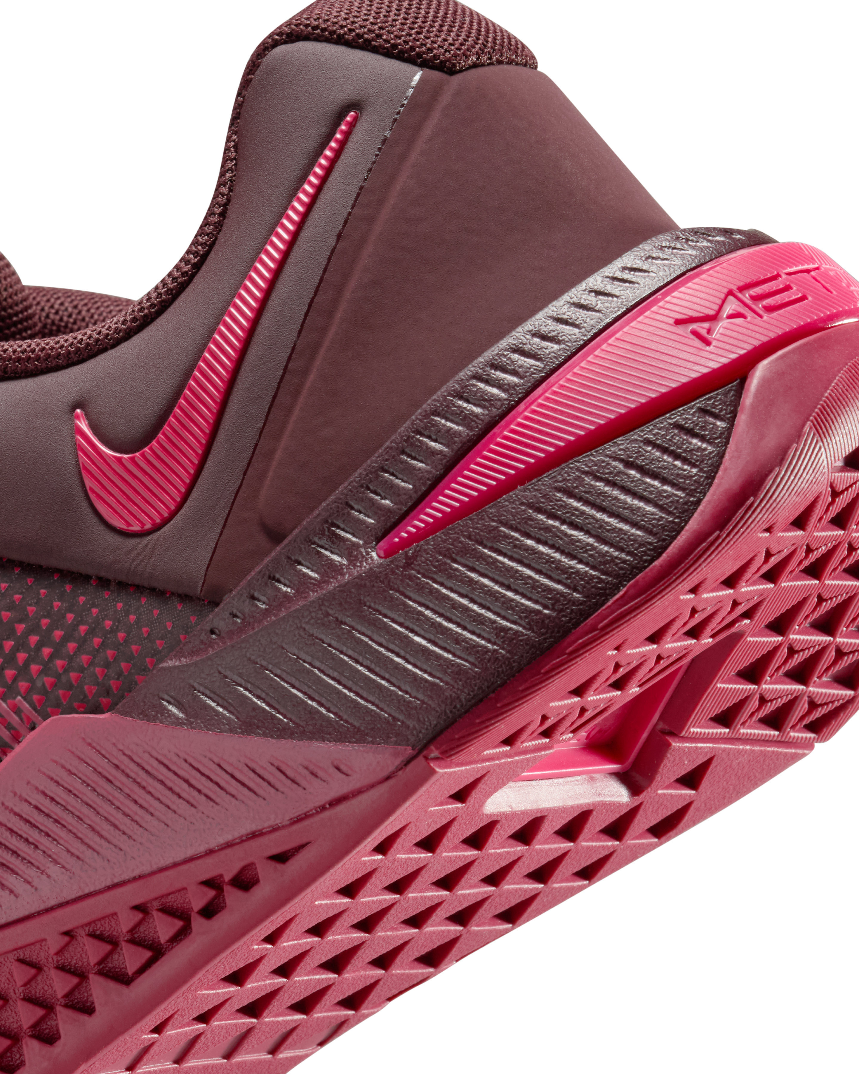 Кроссовки женские Nike W Metcon 10 HQ2620-603 38 (7 US) бордовые фото 8