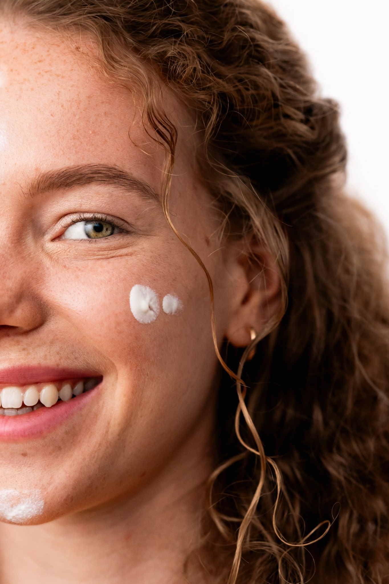 Невесомый защитный крем Malevich SPF 50 с экзосомами 50 мл фото 3