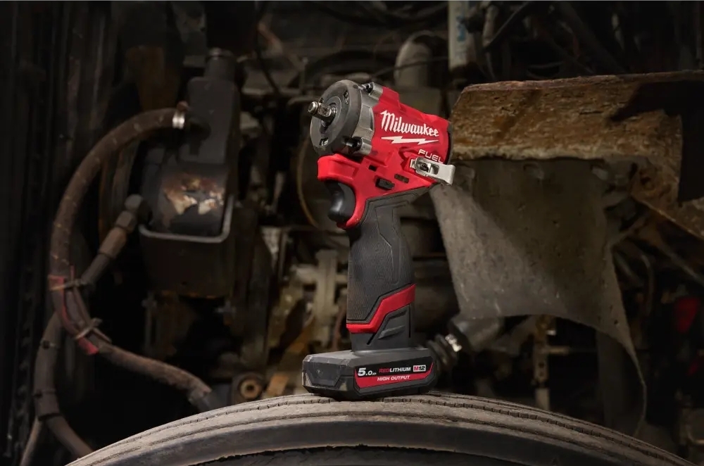 Гайковерт ударный аккумуляторный Milwaukee M12 FCIWF12G3-0, 12В без АКБ и ЗУ (4933493454) фото 