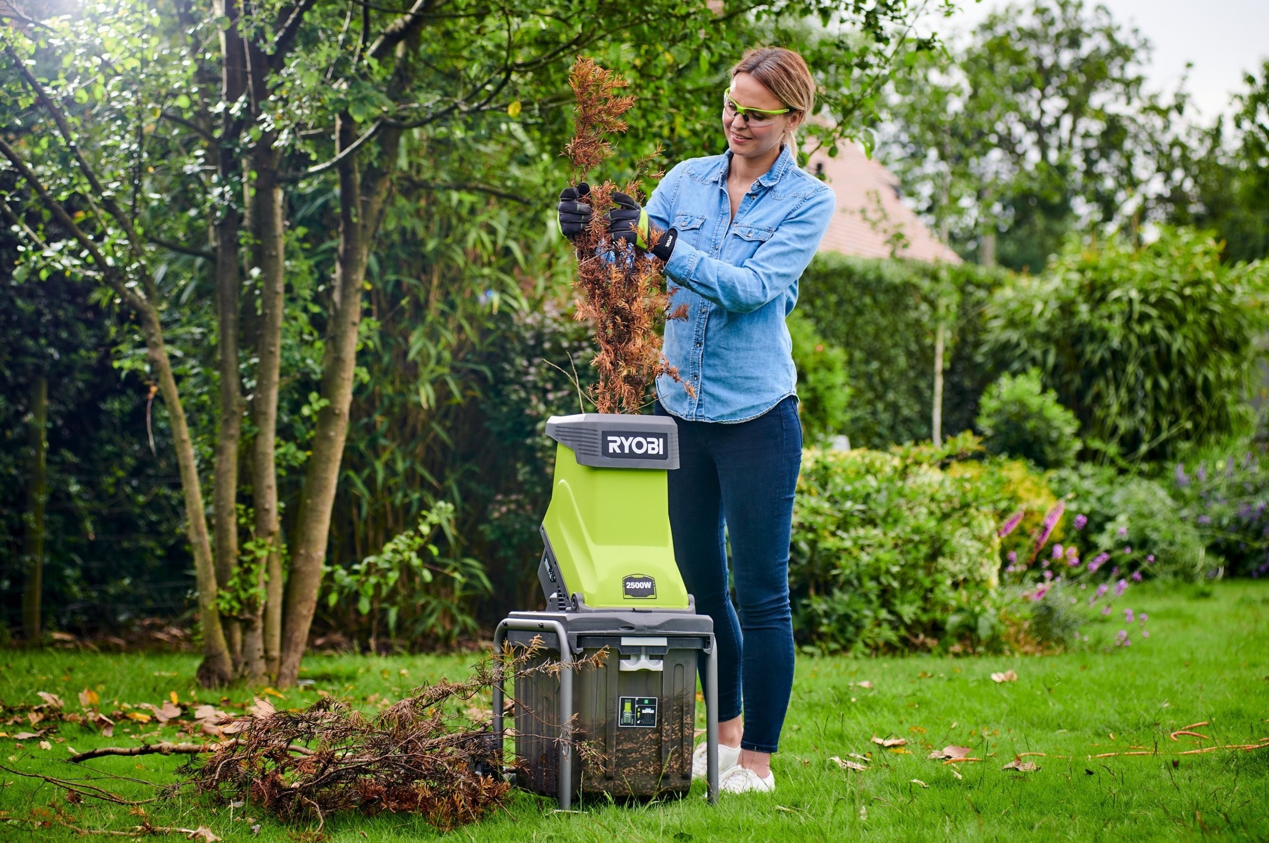 Садовый измельчитель Ryobi RSH2545B 2500 Вт повреждена упаковка (5133002512S) фото 4