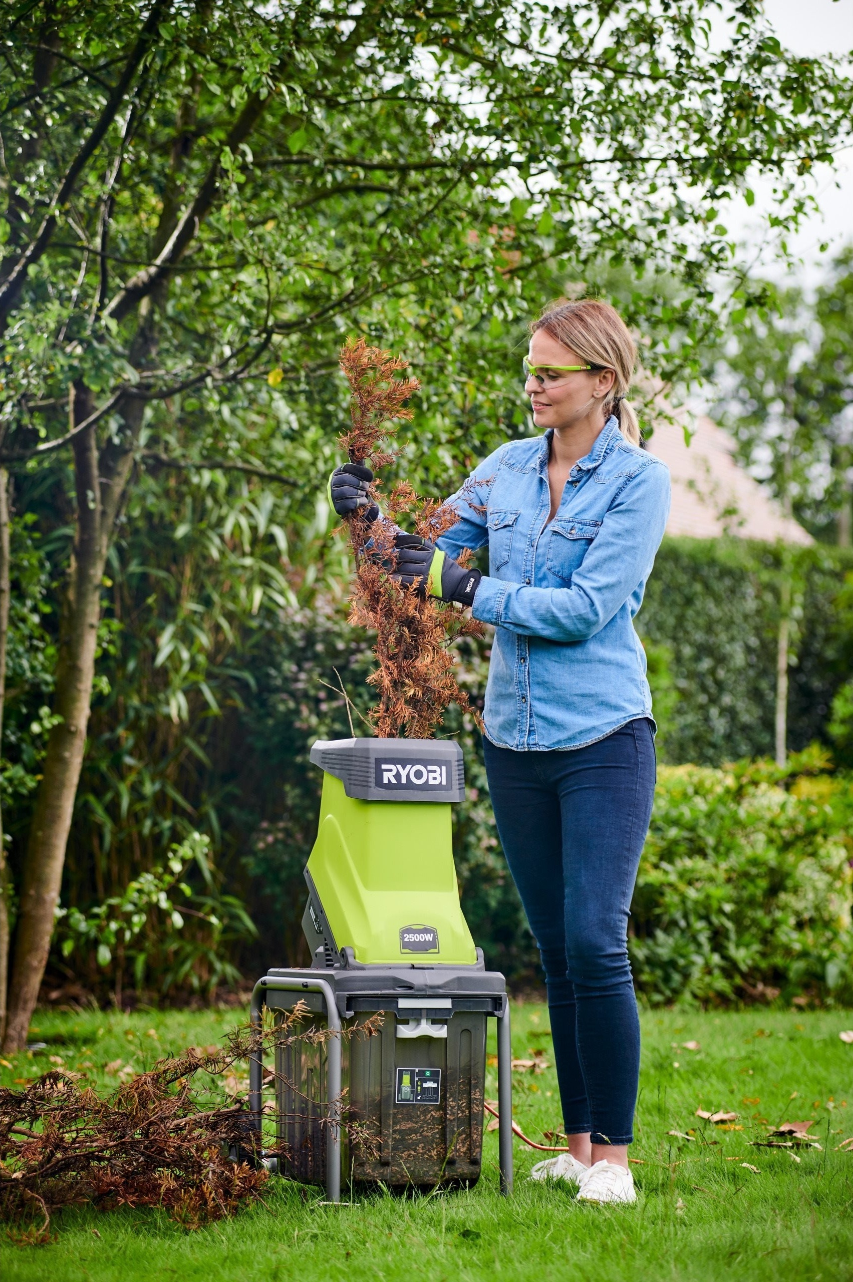 Садовый измельчитель Ryobi RSH2545B 2500 Вт повреждена упаковка (5133002512S) фото 5