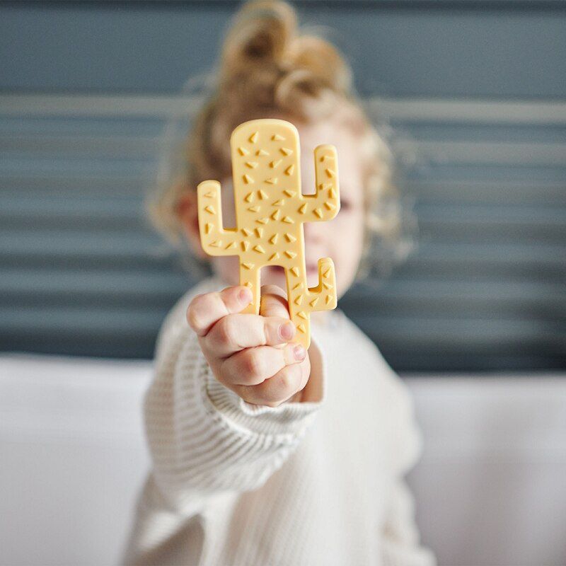 Прорізувач для зубів силіконовий MinikOiOi Cactus - Mellow Yellow (101090006)фото5