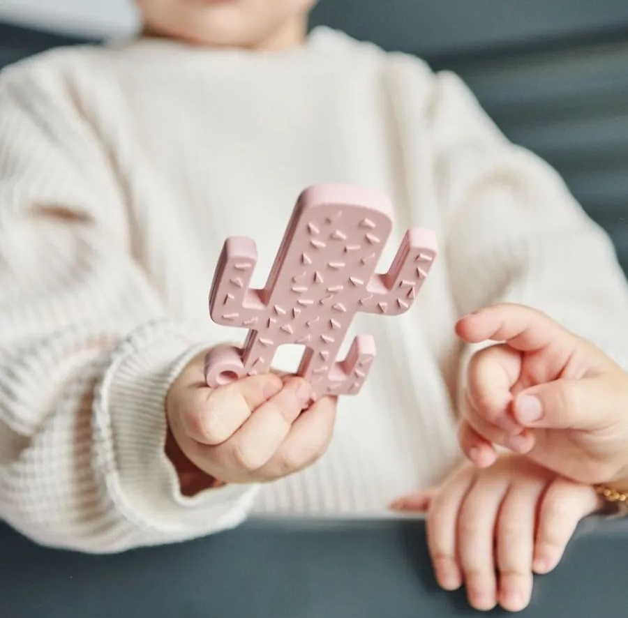 Прорізувач для зубів силіконовий MinikOiOi Cactus - Pinky Pink (101090002)фото3