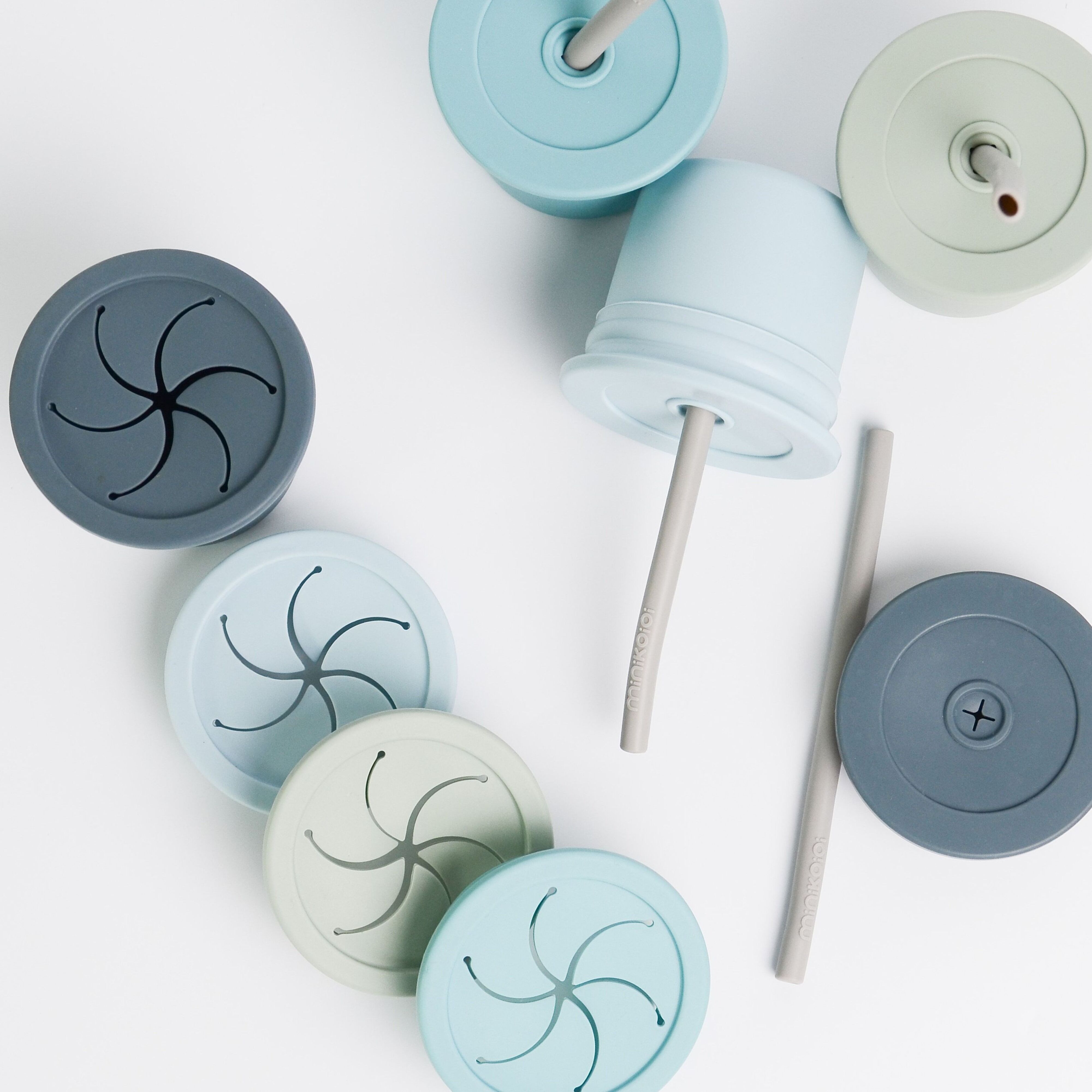 Чашка-контейнер з трубочкою MinikOiOi Sip+Snack - Mineral Blue/Powder Grey (101100109)фото8