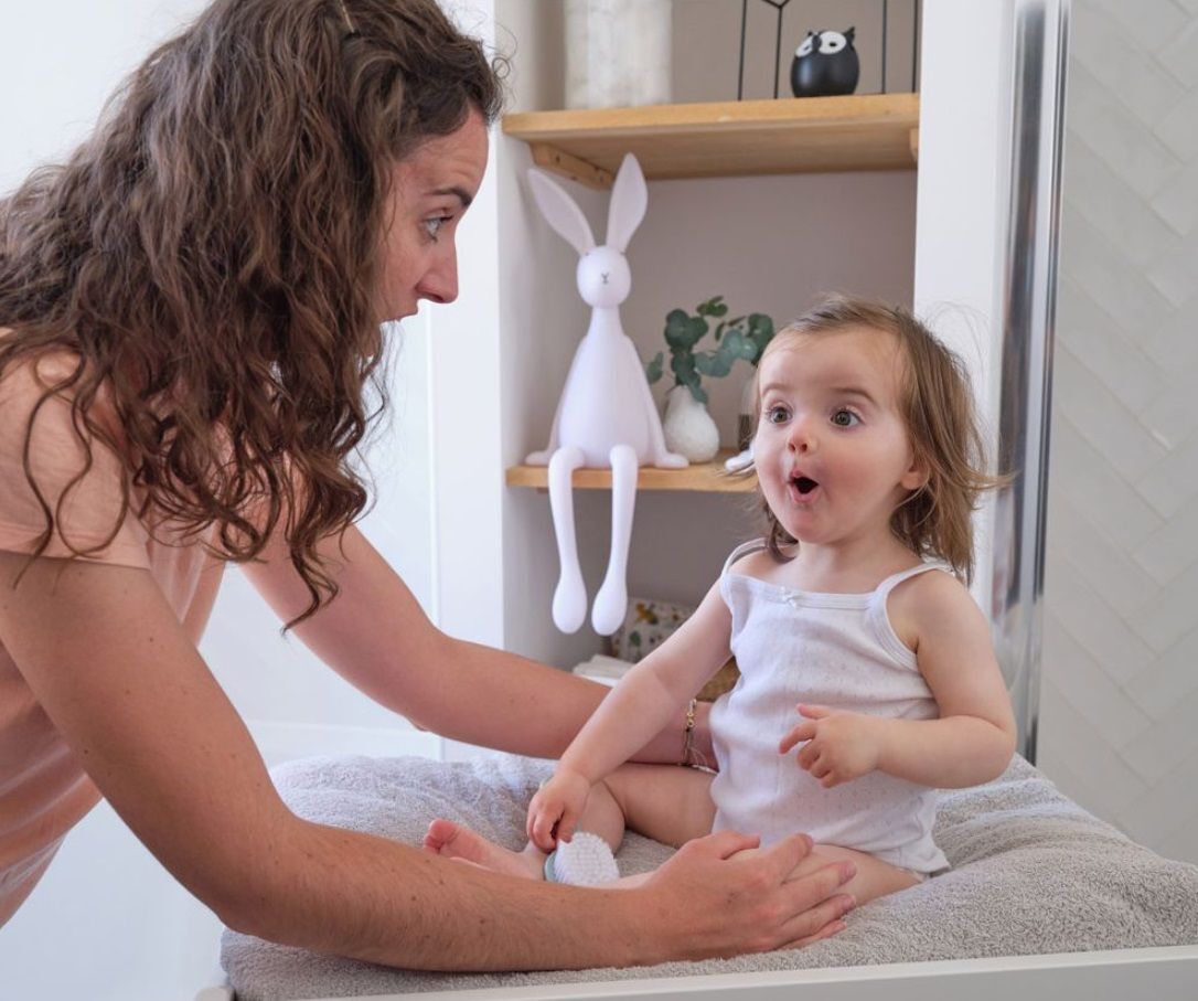 Щеточка с зеркалом и расческа Bebe Confort Lovely Donkey Green (3106209800) фото 6