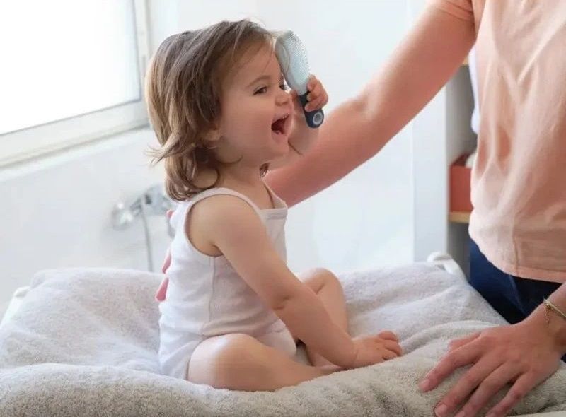 Щеточка с зеркалом и расческа Bebe Confort Sweet Artic Blue (3106209700) фото 8