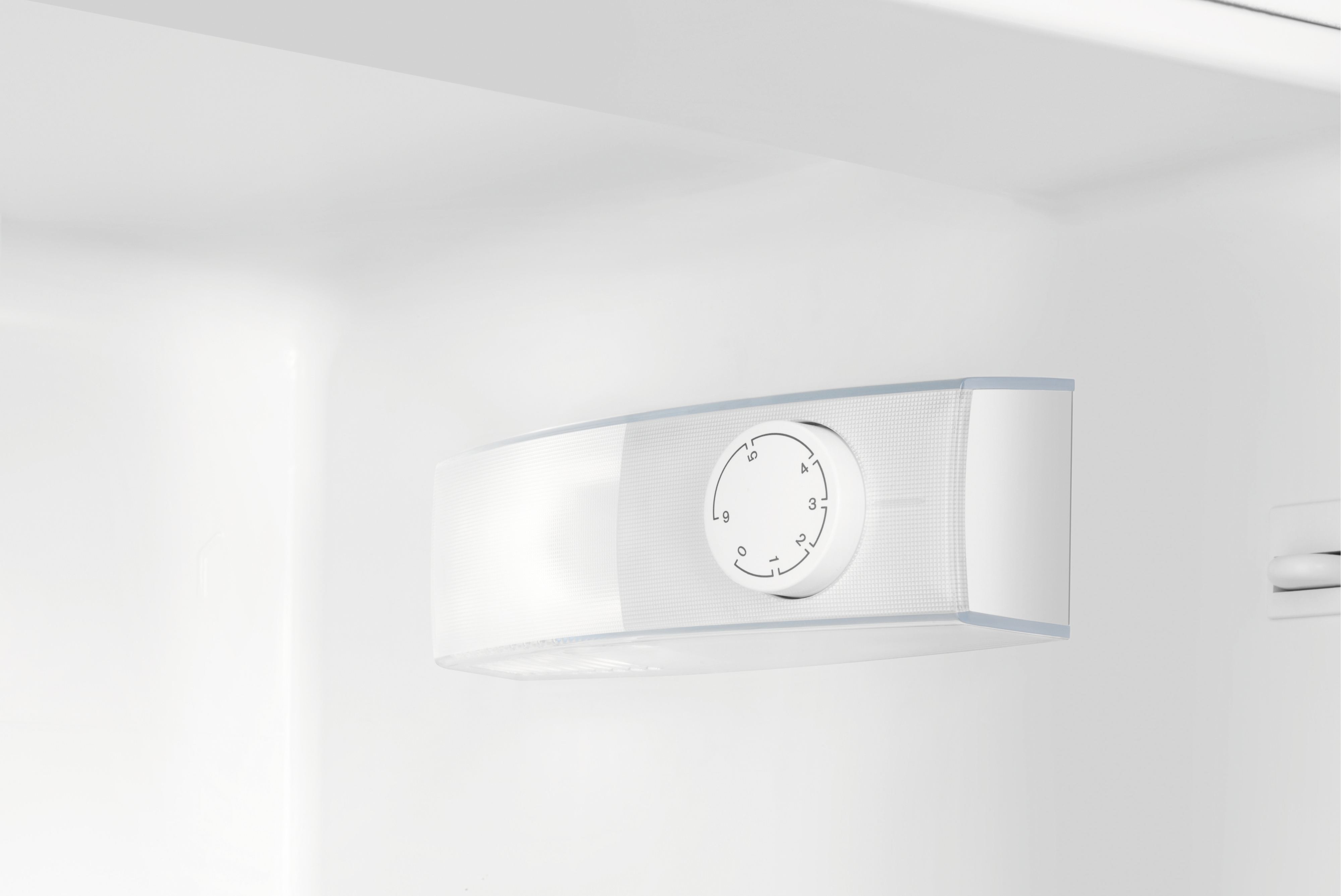 Холодильна камера Electrolux LRB3AE12Sфото3