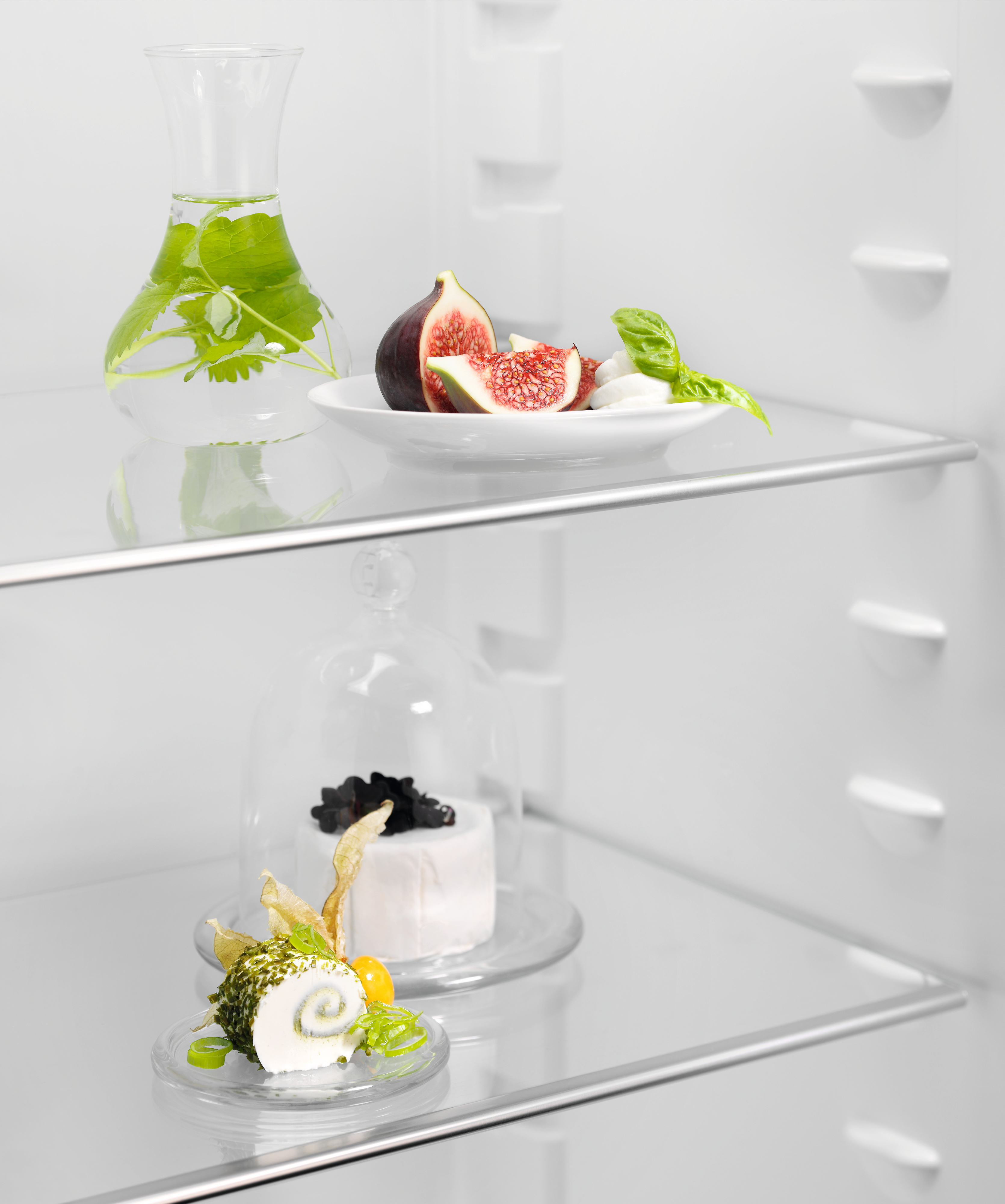 Холодильна камера Electrolux LRB3AE12Sфото4