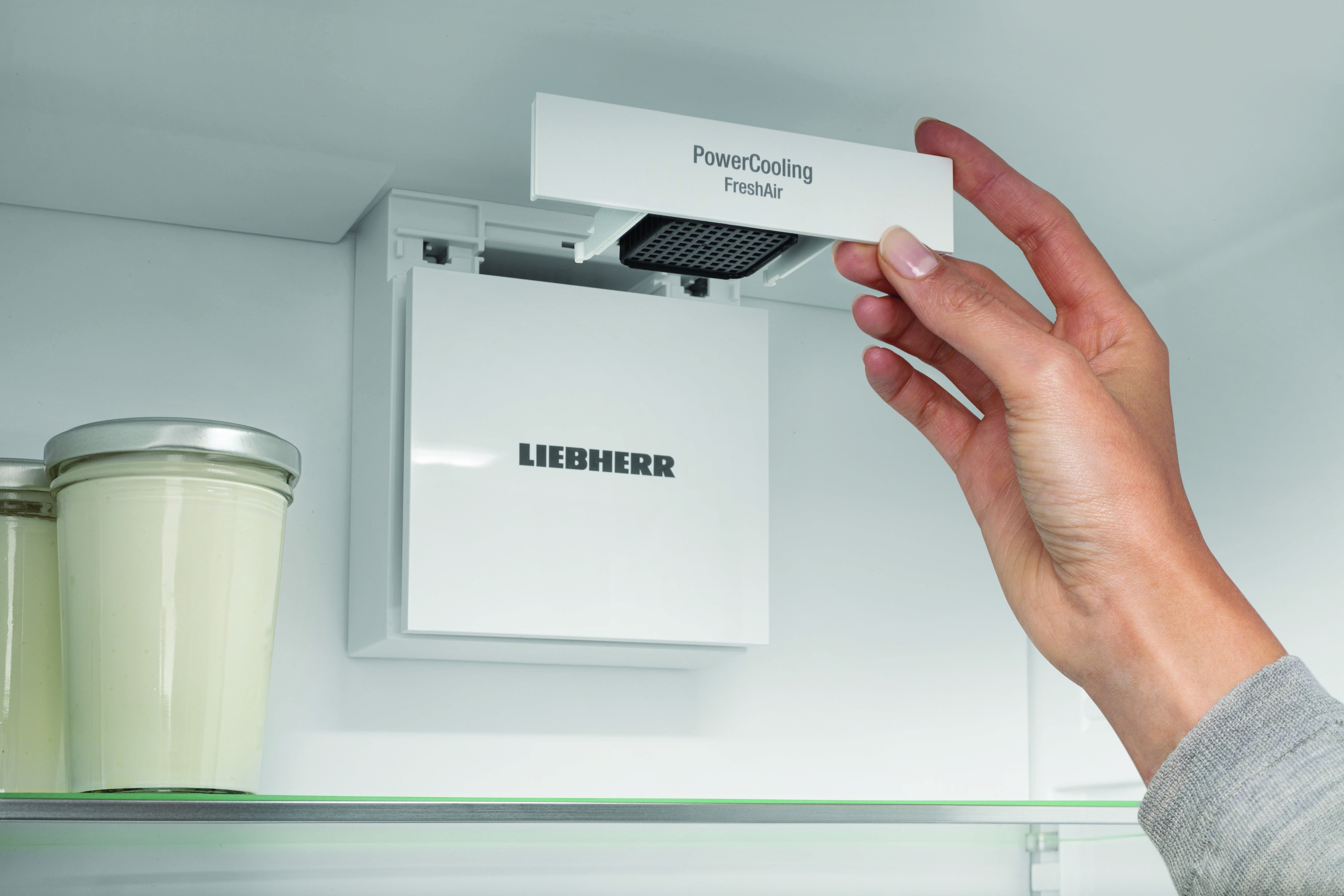 Холодильник Liebherr CNSFD7723фото