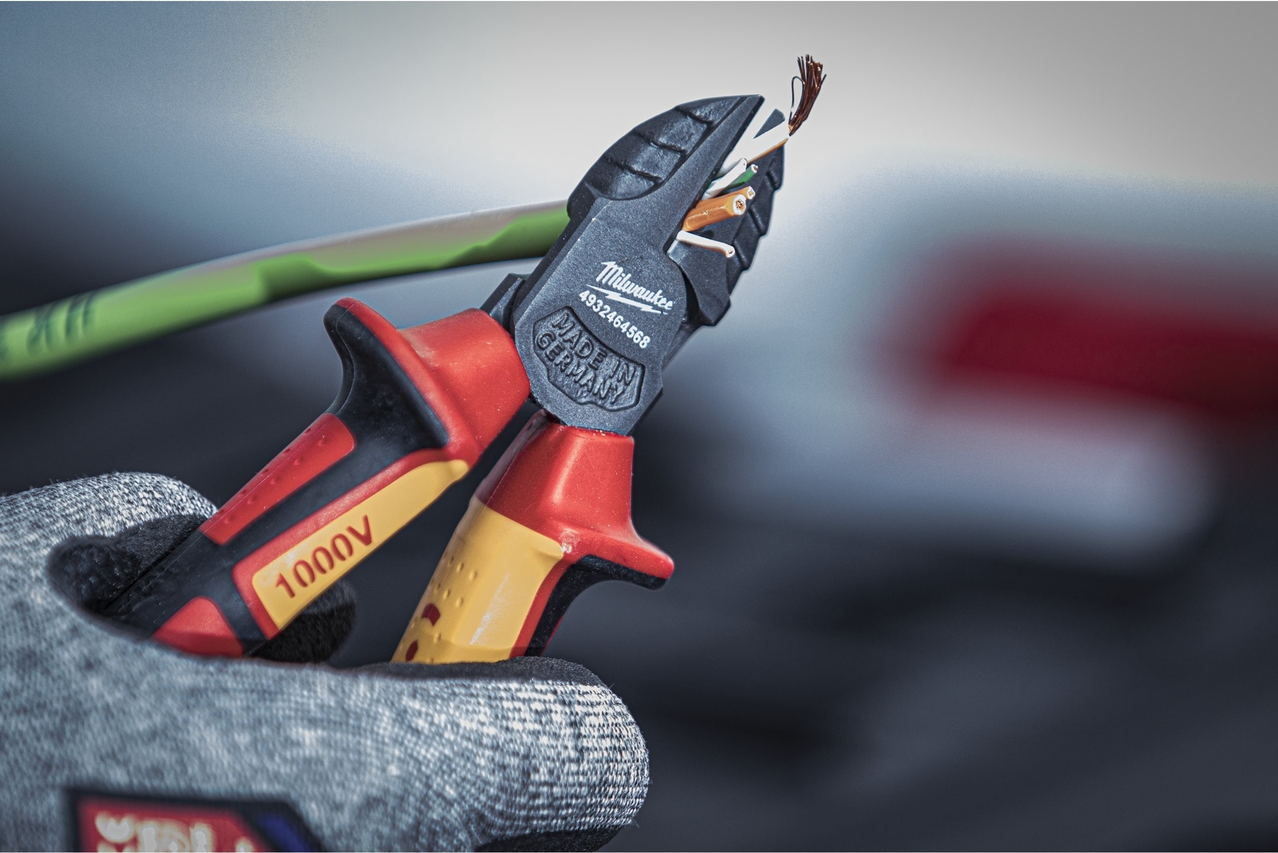 Кусачки-бокорізи Milwaukee, діелектричні, 145мм (4932464566)фото4