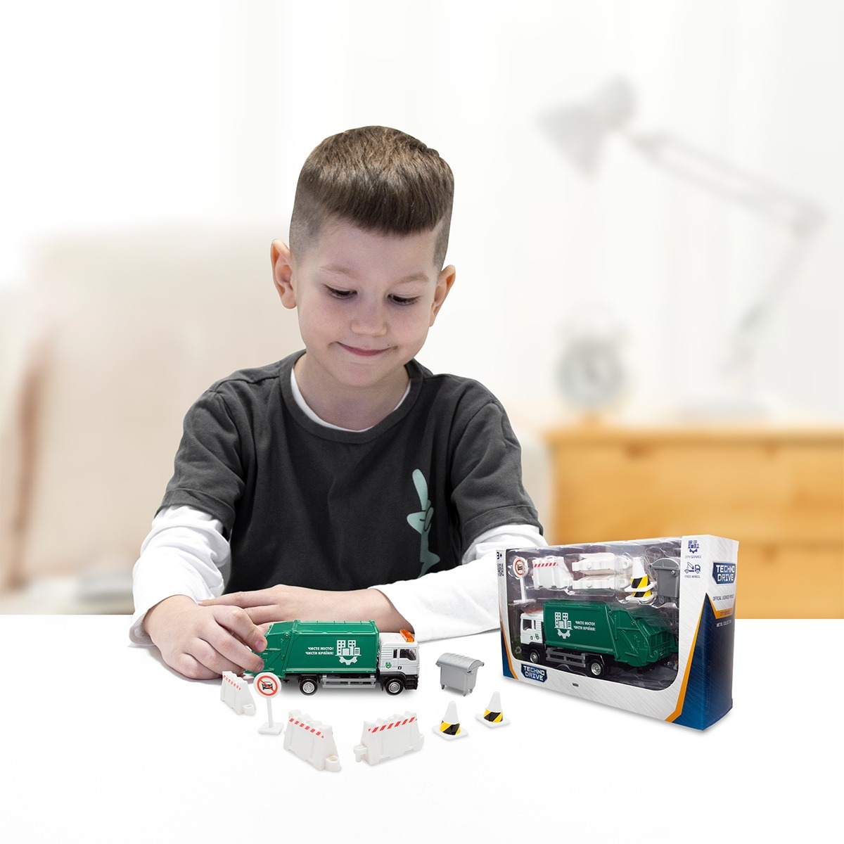 Ігровий набір – Сміттєвоз МAN (з аксесуарами) (250431U)фото10