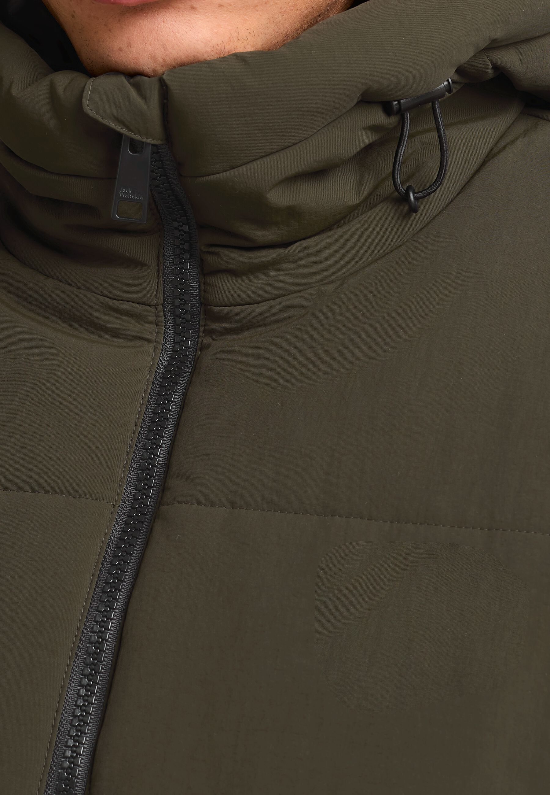 Пуховик мужской Jack Wolfskin Northern Lite Hooded Jkt M A65023_E0205 S хаки фото 