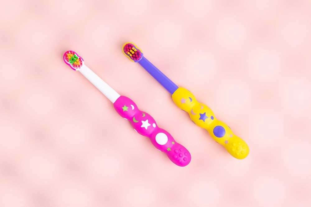 Набор премиальных детских зубных щеток Nordics Baby 4080 soft фото 2