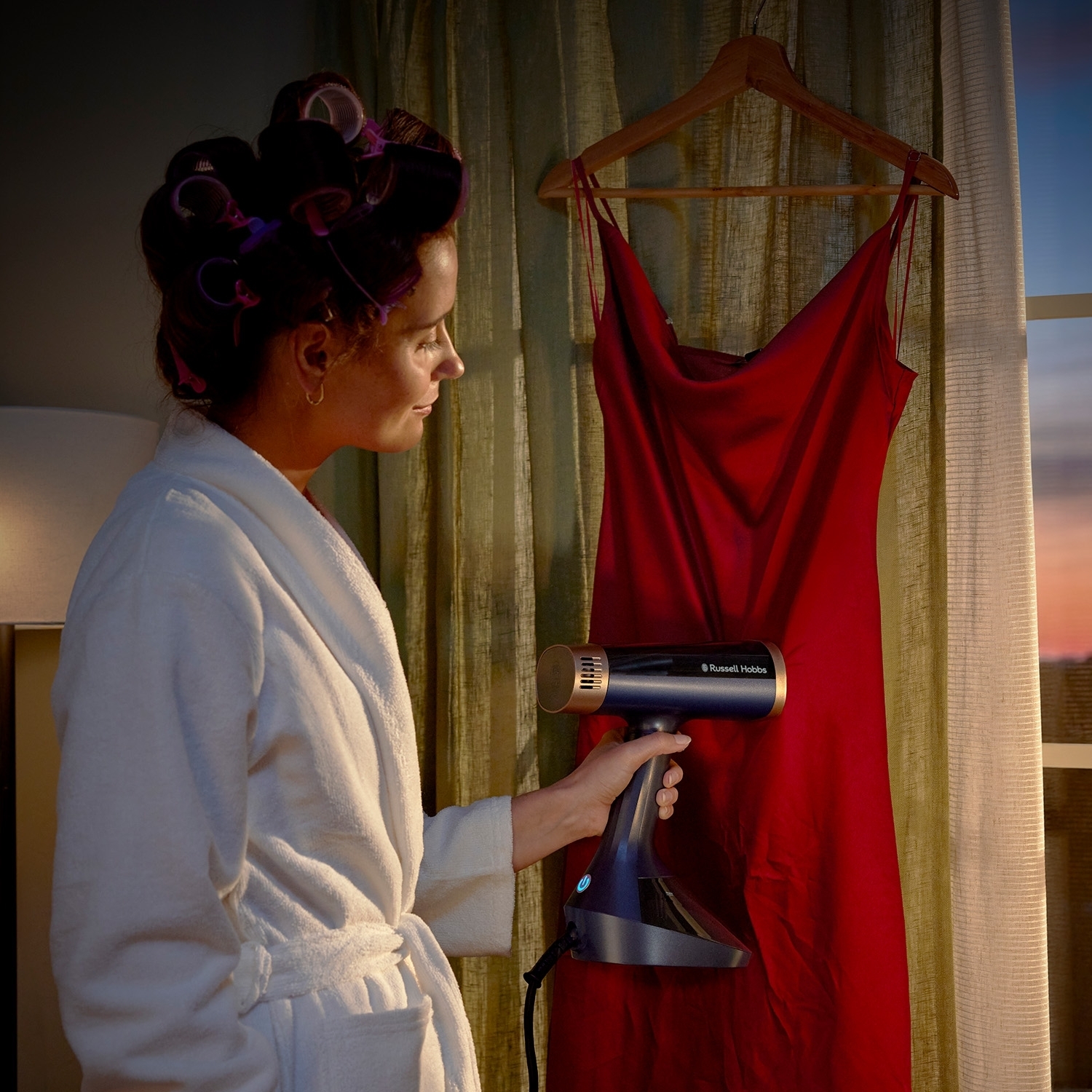 Отпариватель Russell Hobbs Genie VacuSteam 28550-56 фото 