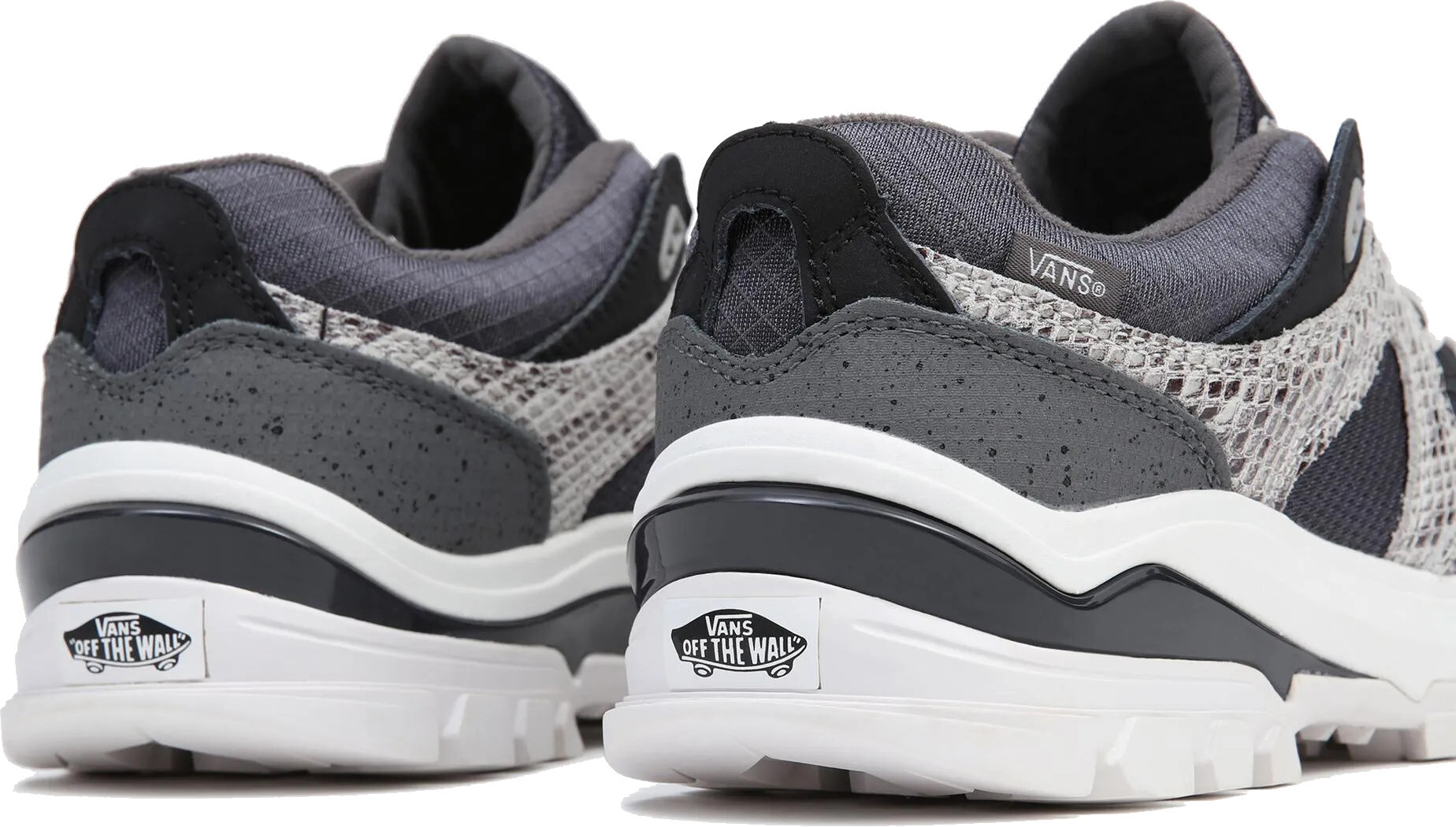 Кроссовки Vans Amzn Trailhead VN0A7TO292F1 36 (4,5 US) серые фото 5