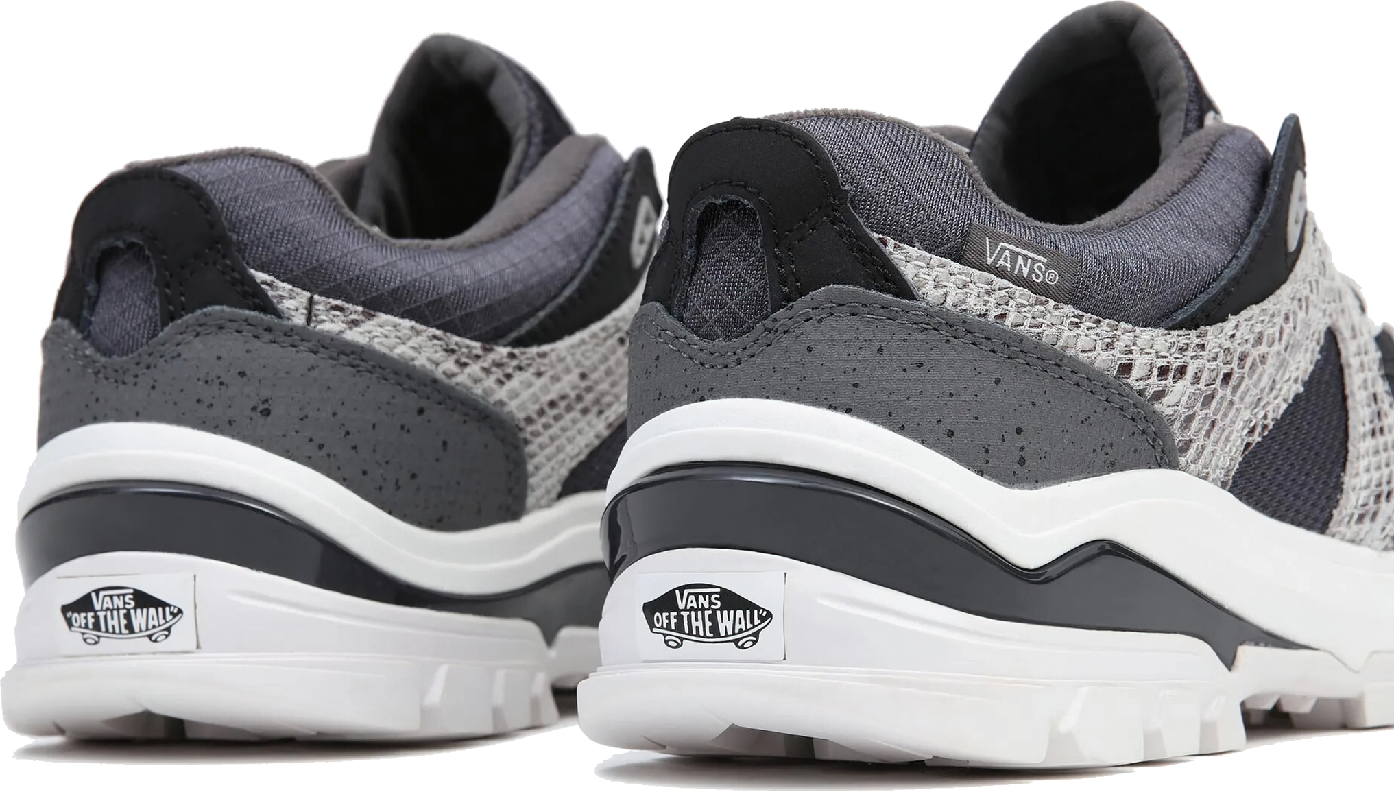 Кроссовки Vans Amzn Trailhead VN0A7TO292F1 36 (4,5 US) серые фото 6