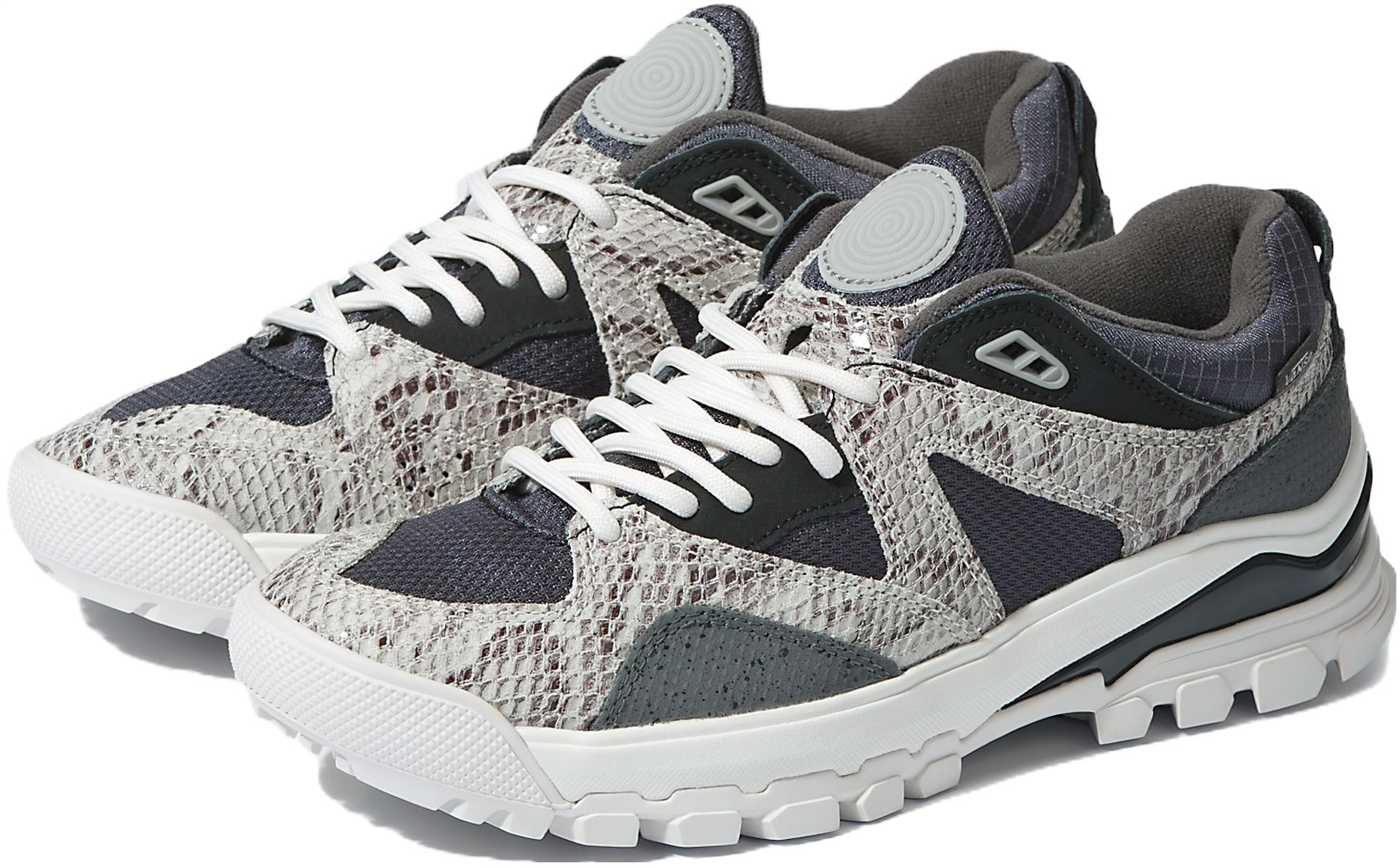 Кроссовки Vans Amzn Trailhead VN0A7TO292F1 36 (4,5 US) серые фото 3