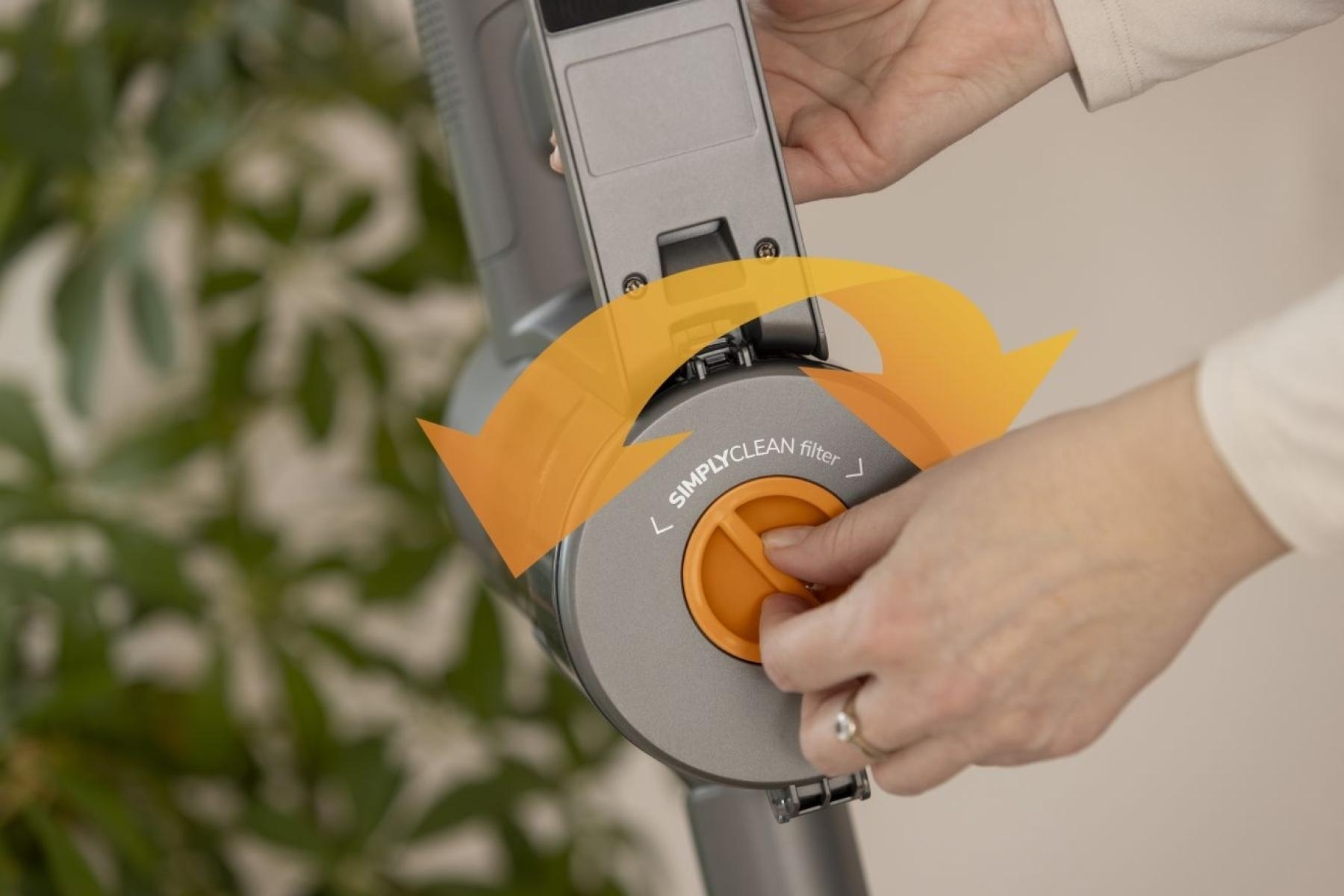 Аккумуляторный пылесос Gorenje SVC252420FFA фото 