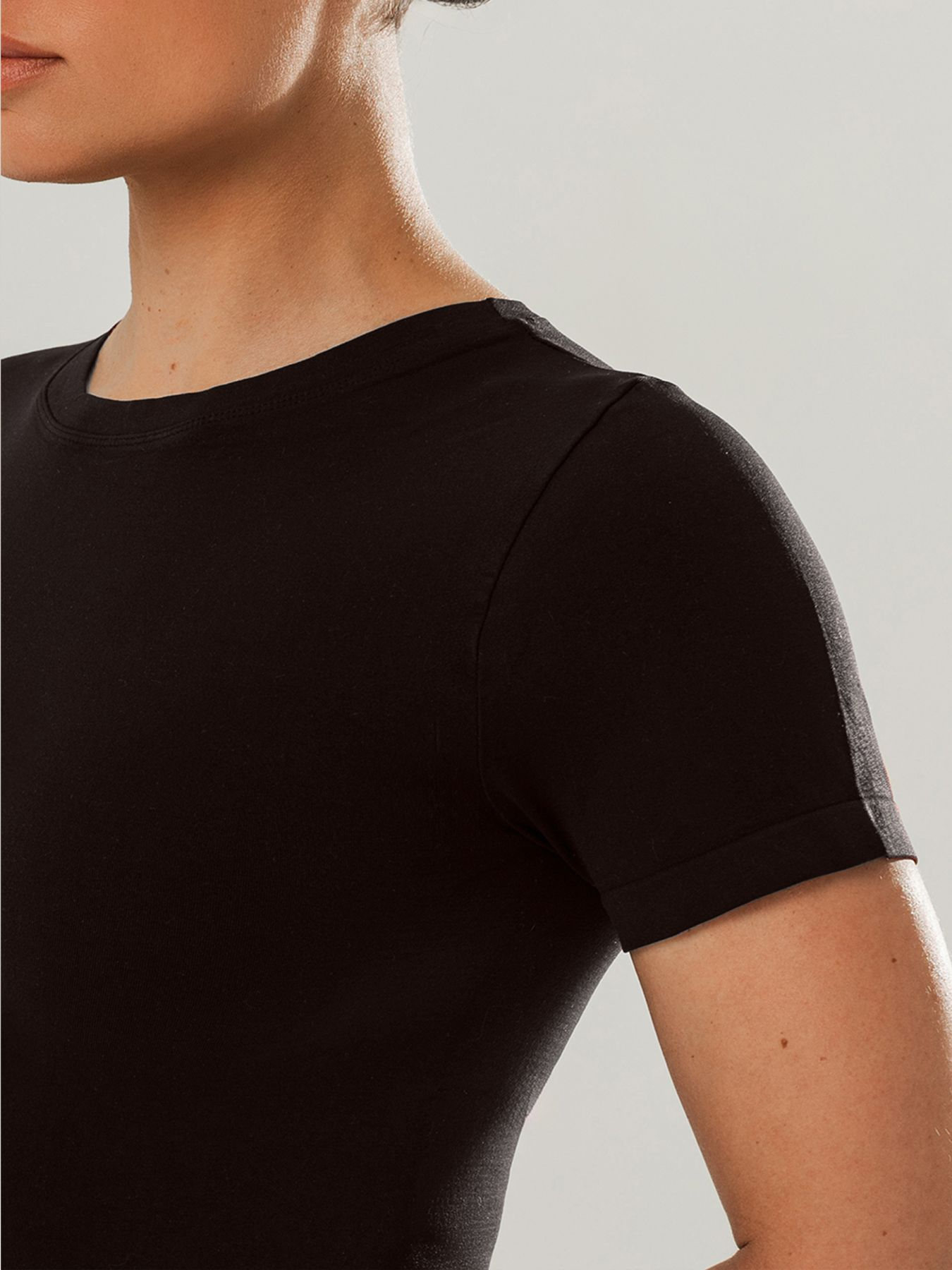 Футболка безшовна Giulia 7555 T-Shirt S/M шоколаднафото