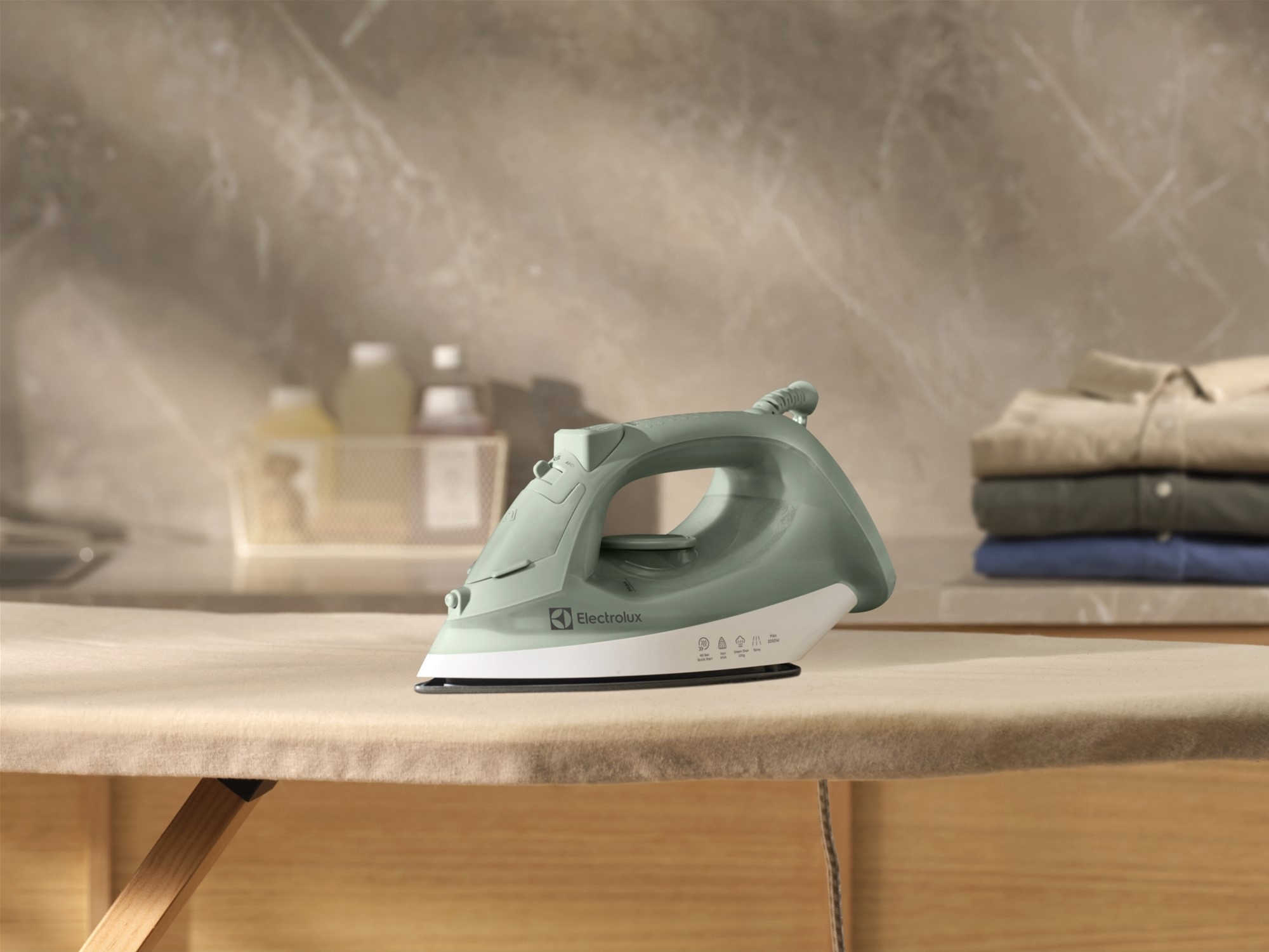 Утюг Electrolux E3SI1-2LG фото 7