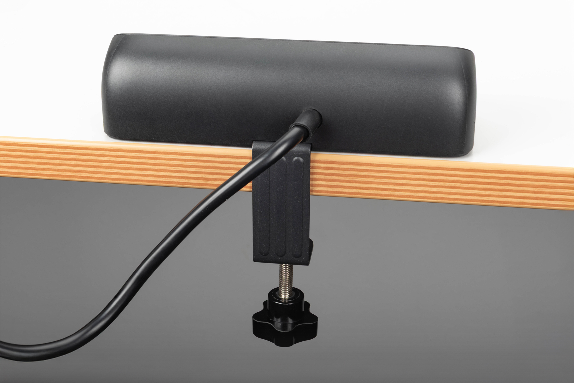 Блок розеток DIGITUS Office, 3xSchuko, 2xUSB-A, 1xUSB-C, 16A, 1.5м, вилка Schuko, чорний (DA-70625)фото