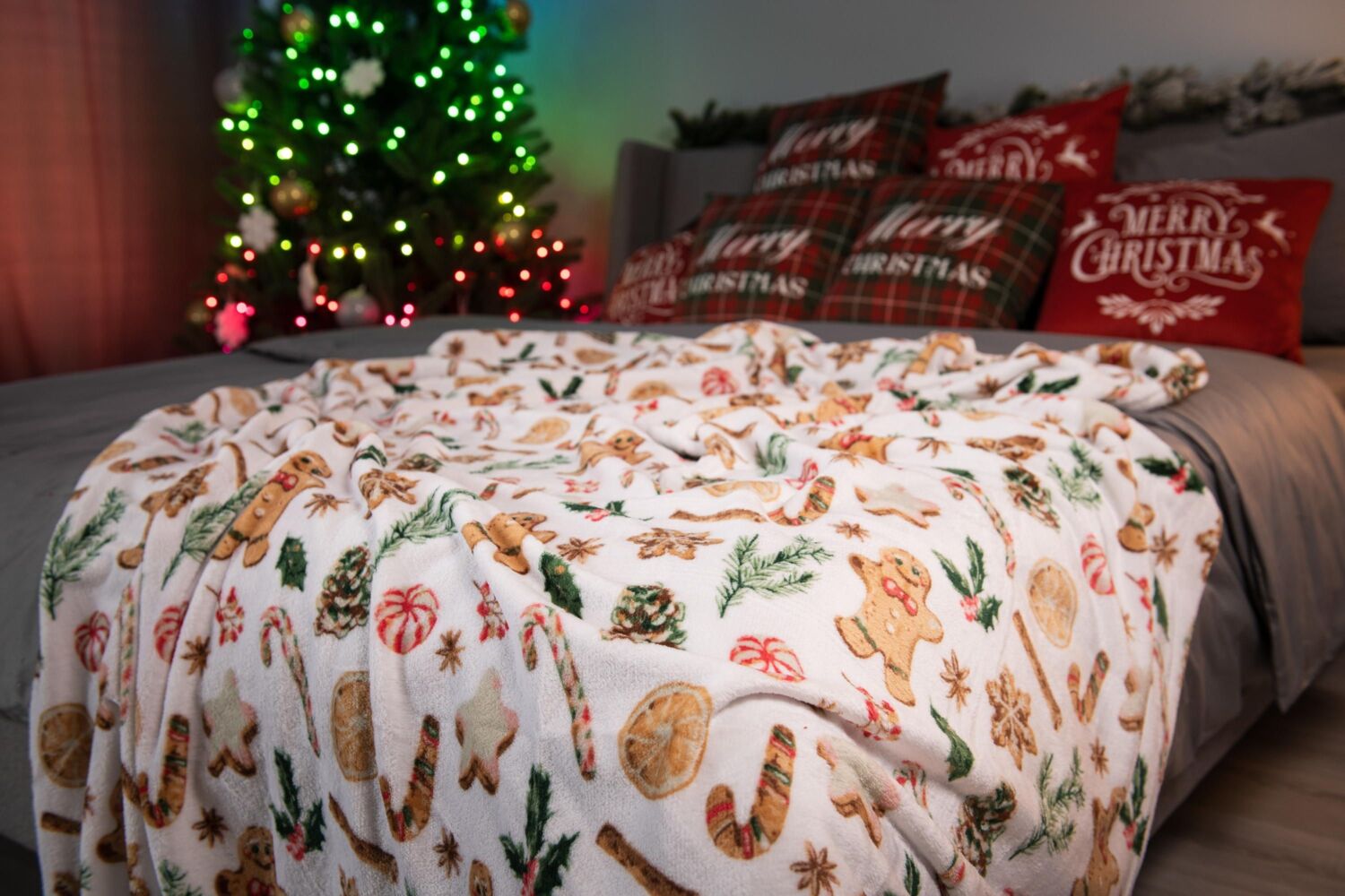 Набор пледов ARDESTO Christmas 160х200см рождественские корги, пряники имбирные (ART0119PB_ART0118PB) фото