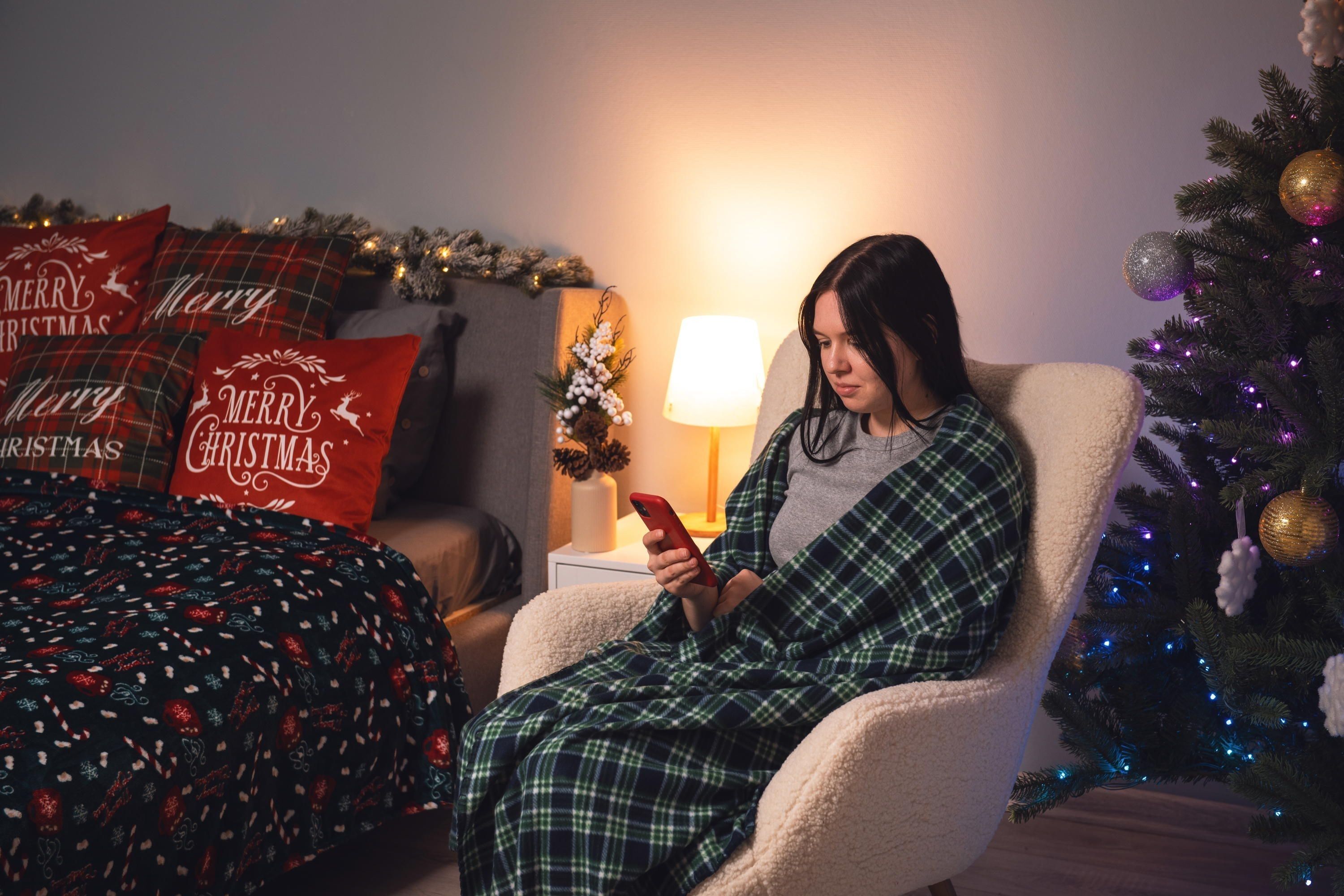 Набор пледов ARDESTO Fleece 130x160см, красный, зеленый (ART0717PB_ART0718PB) фото 5