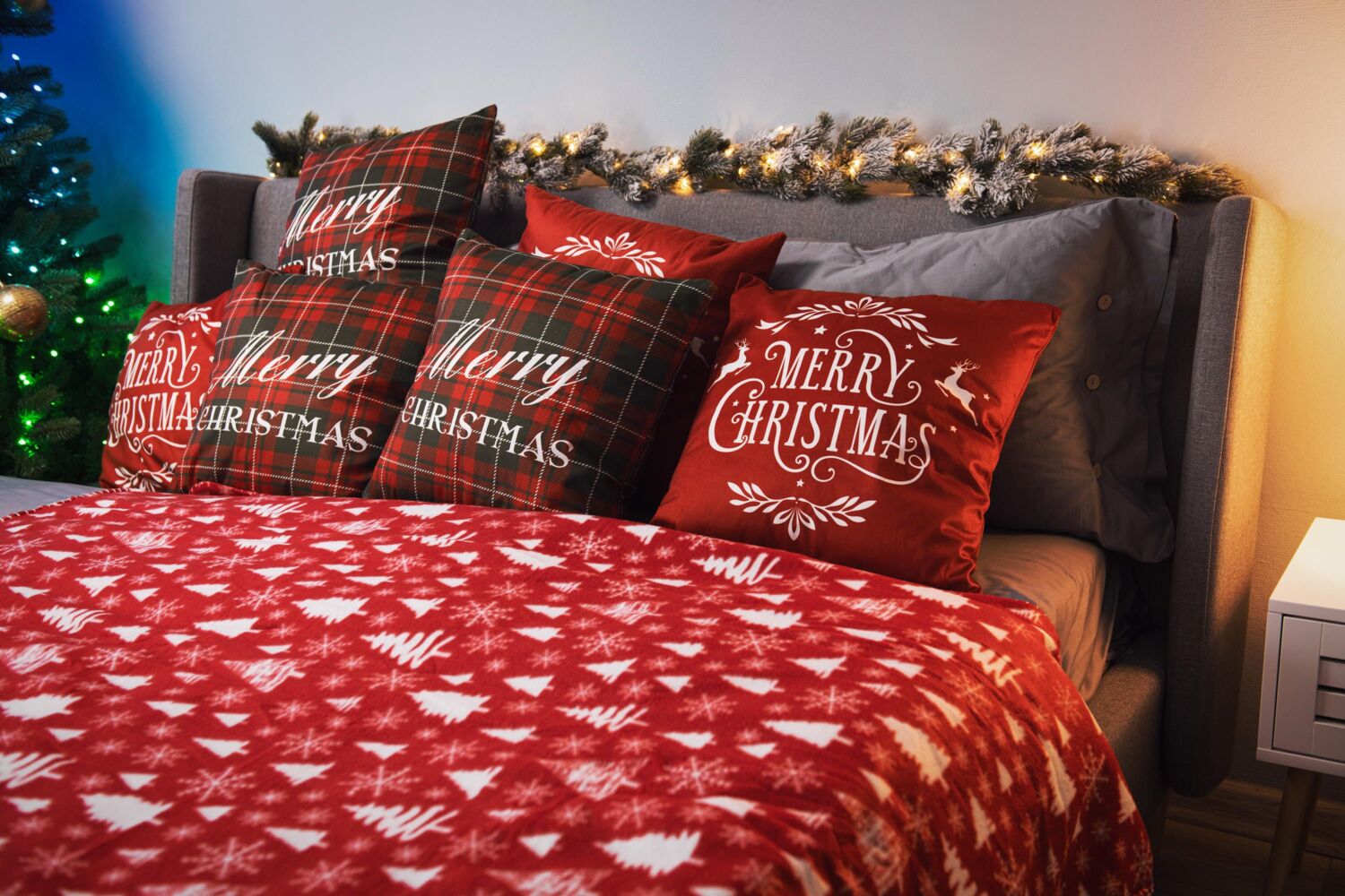 Набор пледов ARDESTO Fleece 130x160см,заснеженные елки, олени (ART0715PB_ART0716PB) фото