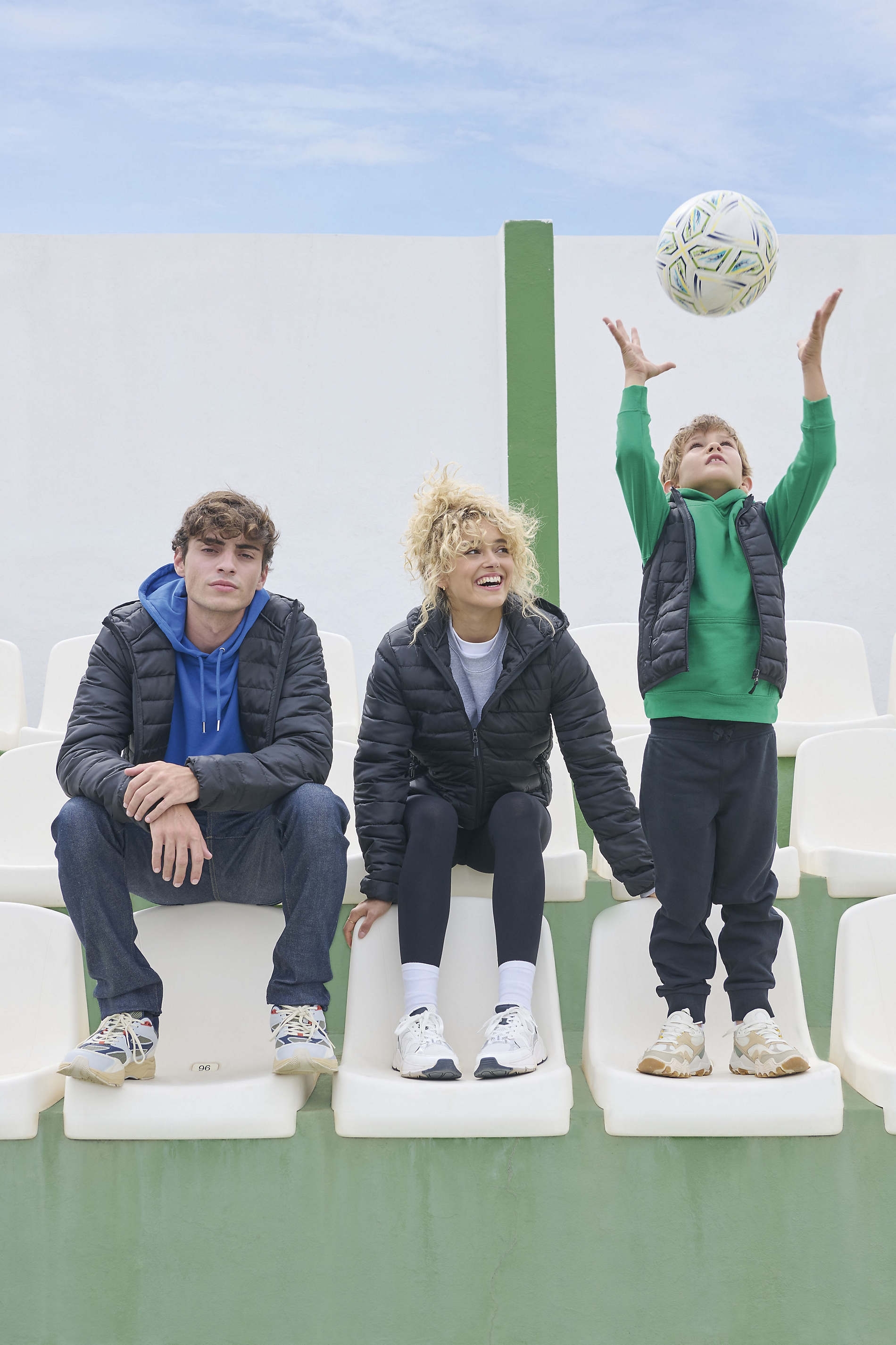 Куртка жіноча Sol’s STREAM HOODED WOMEN 04445 S чорнийфото6