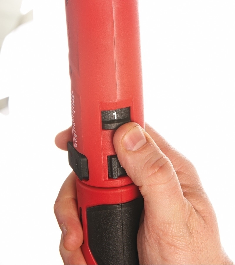 Отвертка аккумуляторная Milwaukee M4 D-202B, 2х2А·час (4933440475) фото 