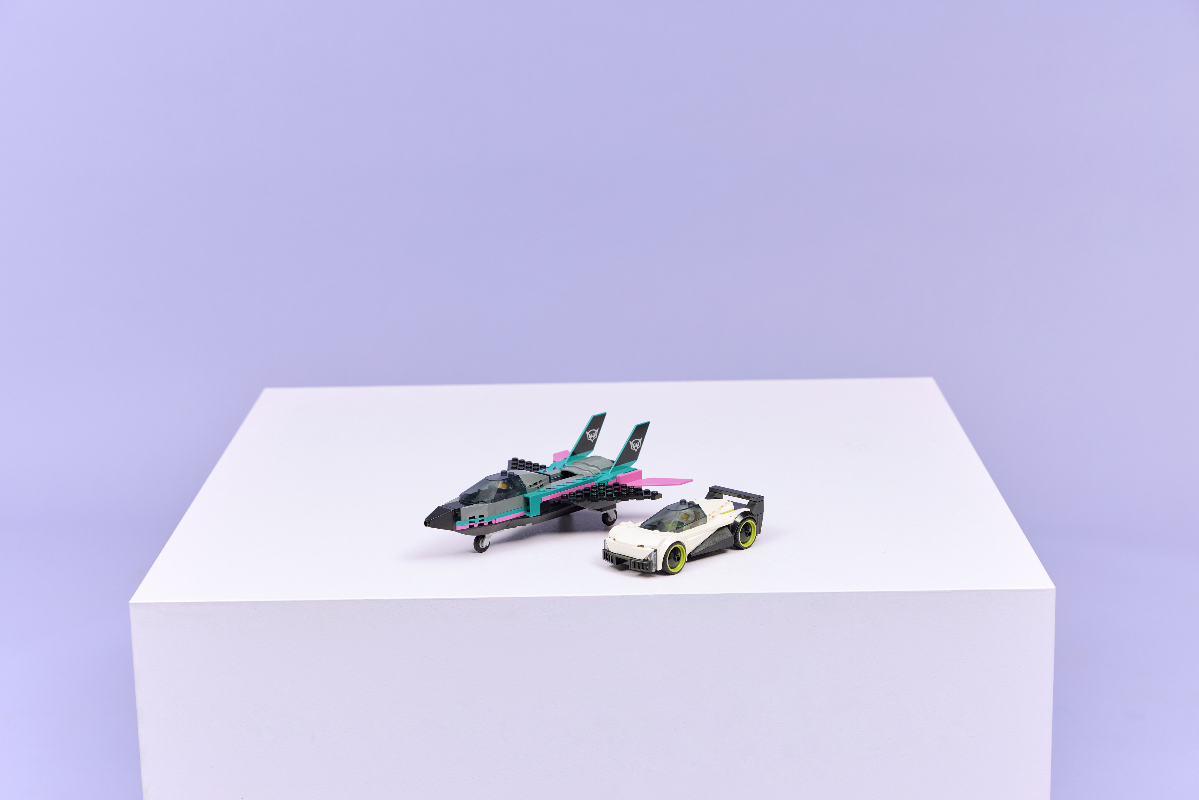 LEGO 60489 City Реактивный самолет против автомобиля фото 8