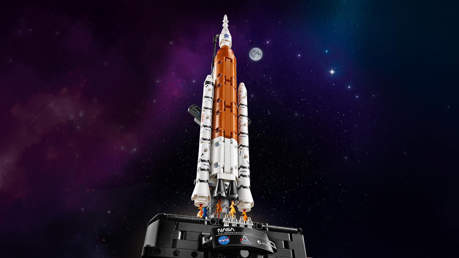 LEGO 42221 Technic Ракета с системой космического запуска NASA Artemis фото